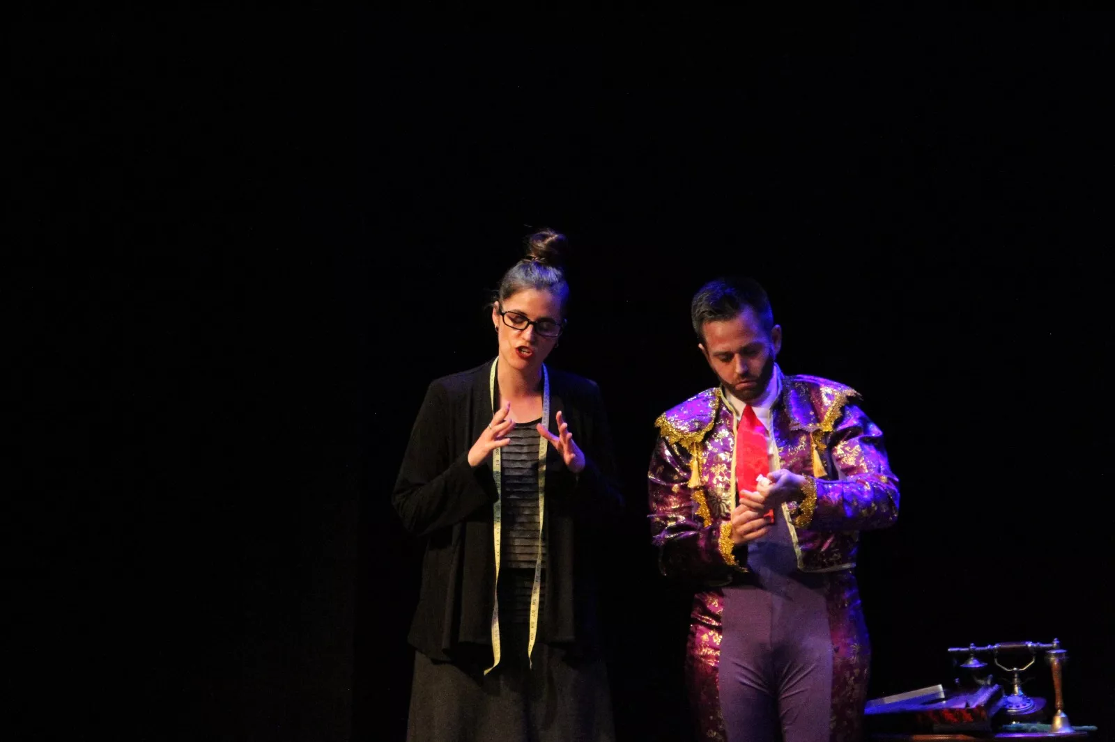 Lunátika, representando Un marido de ida y vuelta. Foto Carlos Neofato