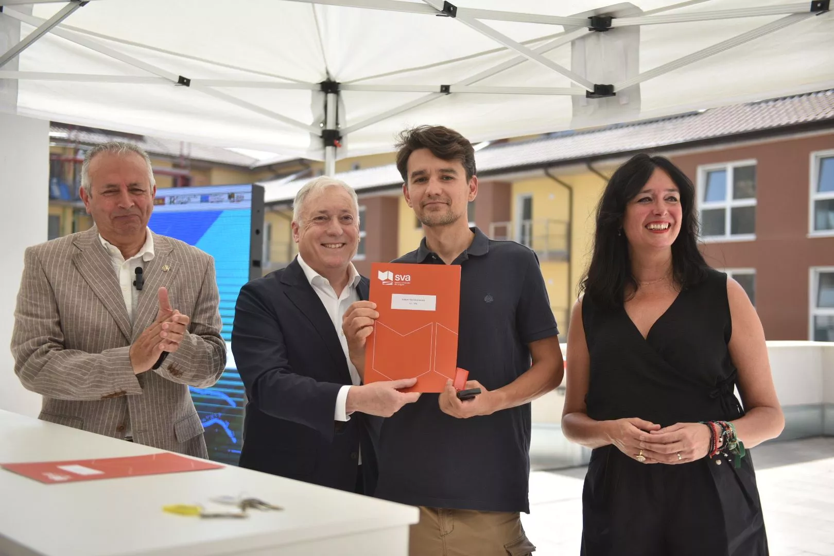 Entrega entrega de llaves de las primeras 27 viviendas de la promoción de La Merced.