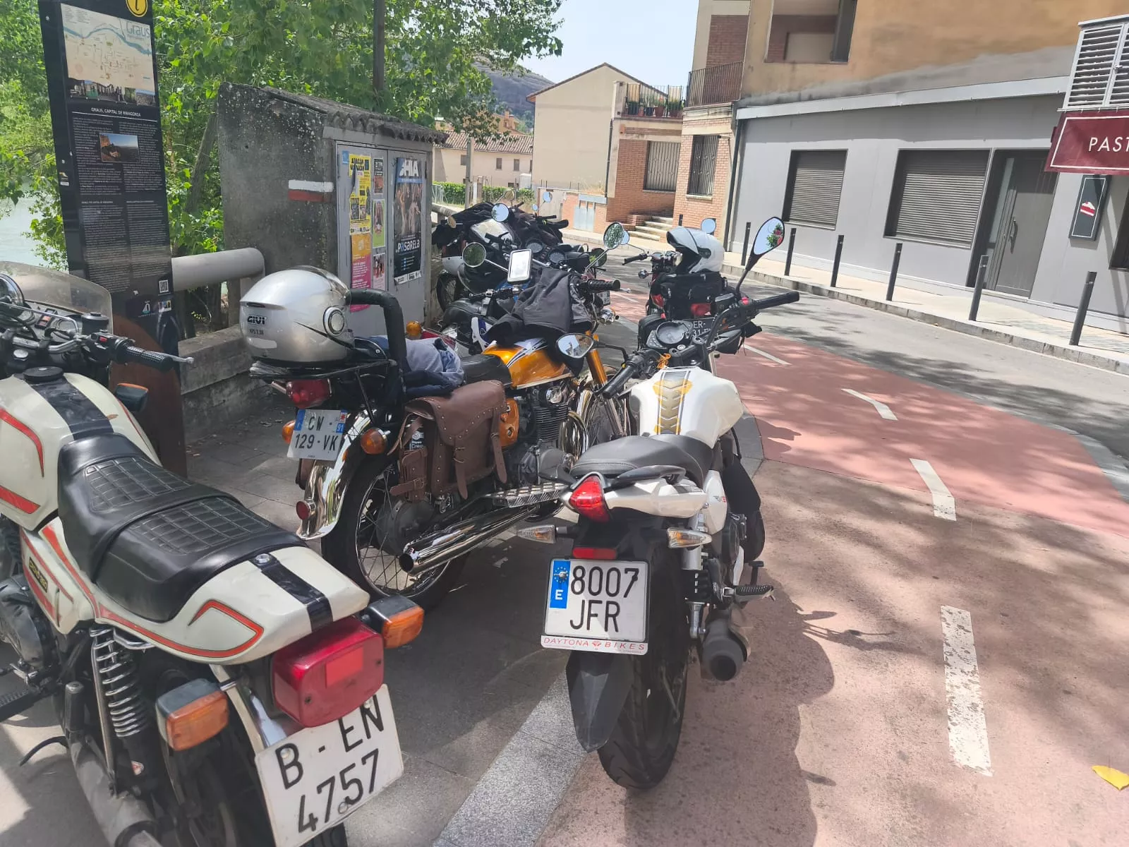 Las motos, en perfecto estado de conservación.