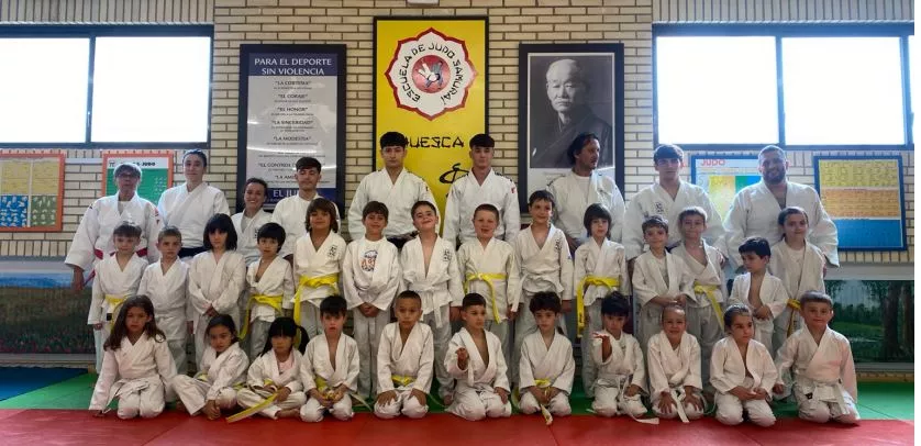 Grupo de judocas de la Escuela Samurai. Grupo de judocas de la Escuela Samurai.