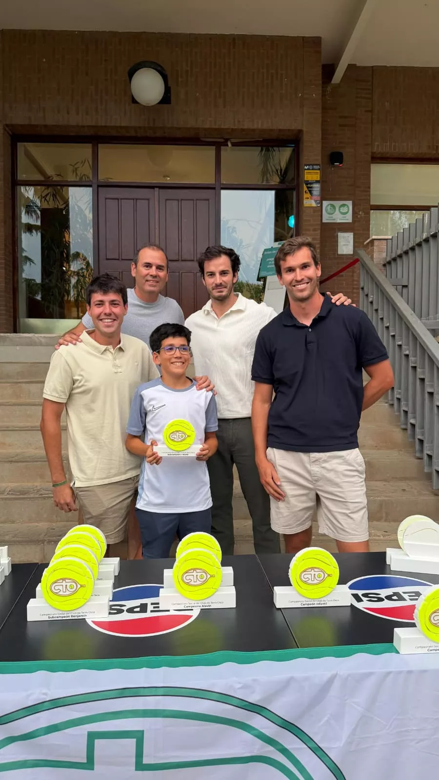 Raúl Estaún subcampeón infantil