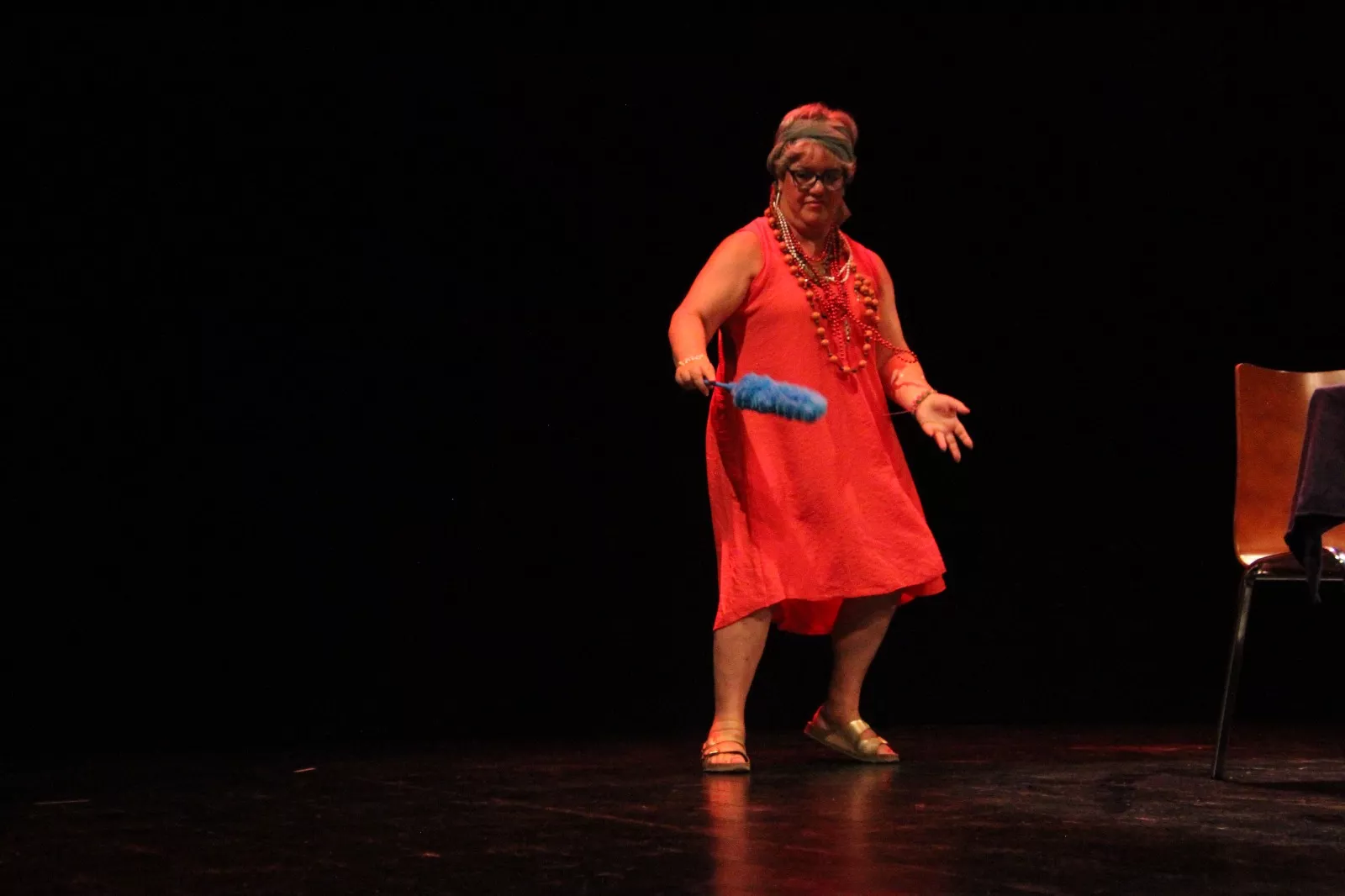 Grupo de Valentia Divertimentos II en la XXXIV Muestra de Teatro y Danza Joven. Foto Carlos Neofato