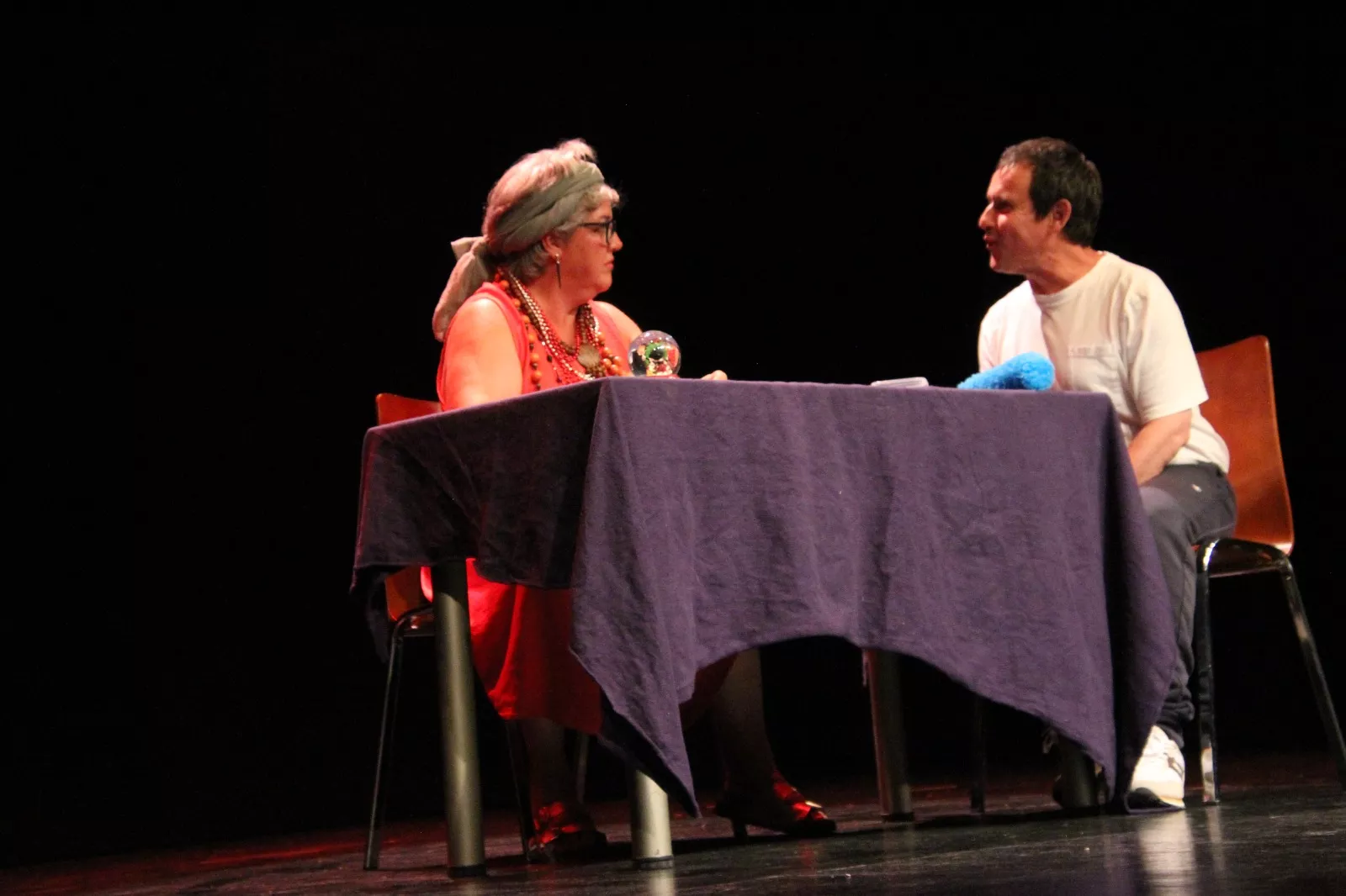 Grupo de Valentia Divertimentos II en la XXXIV Muestra de Teatro y Danza Joven. Foto Carlos Neofato