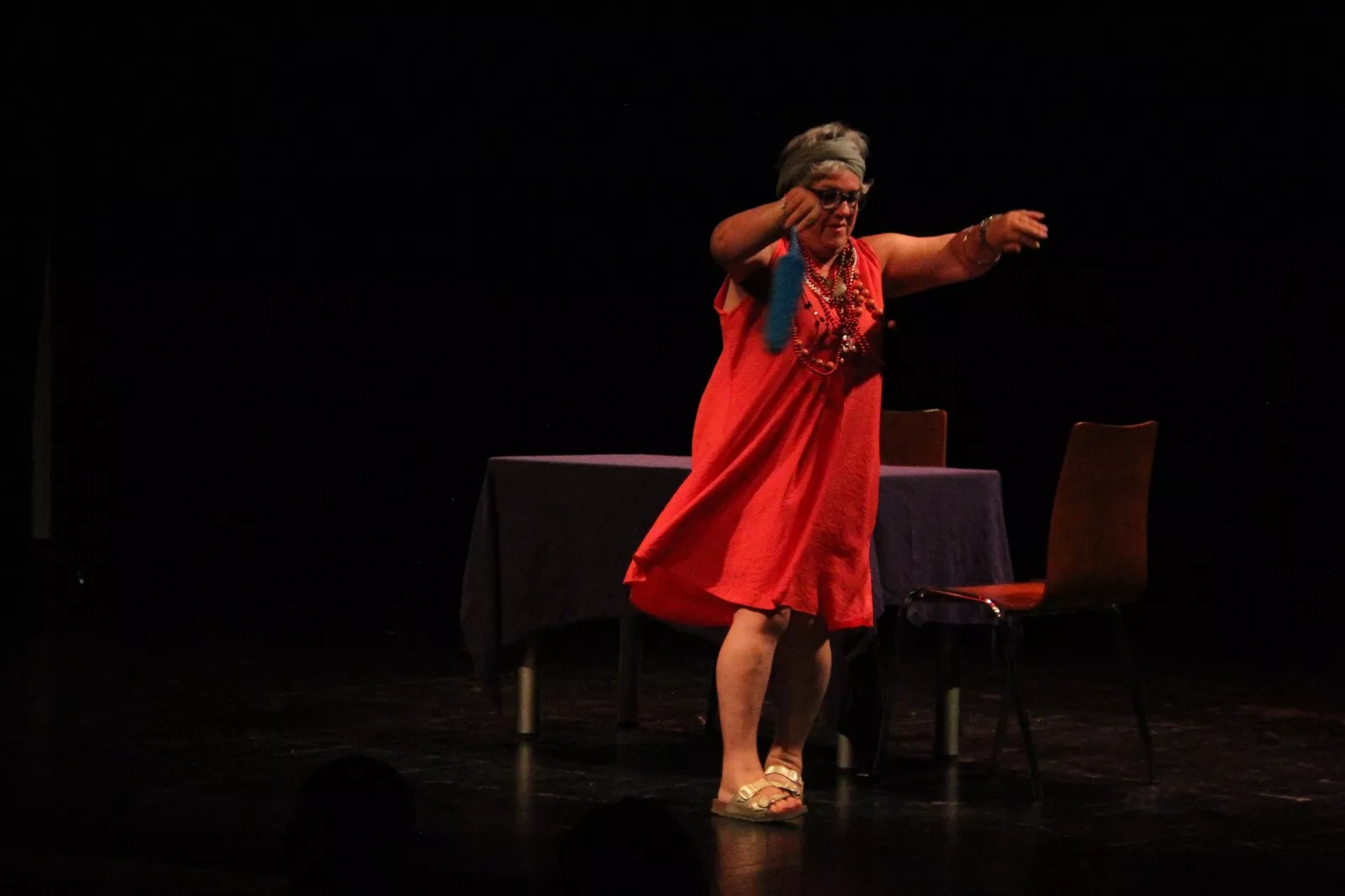 Grupo de Valentia Divertimentos II en la XXXIV Muestra de Teatro y Danza Joven. Foto Carlos Neofato