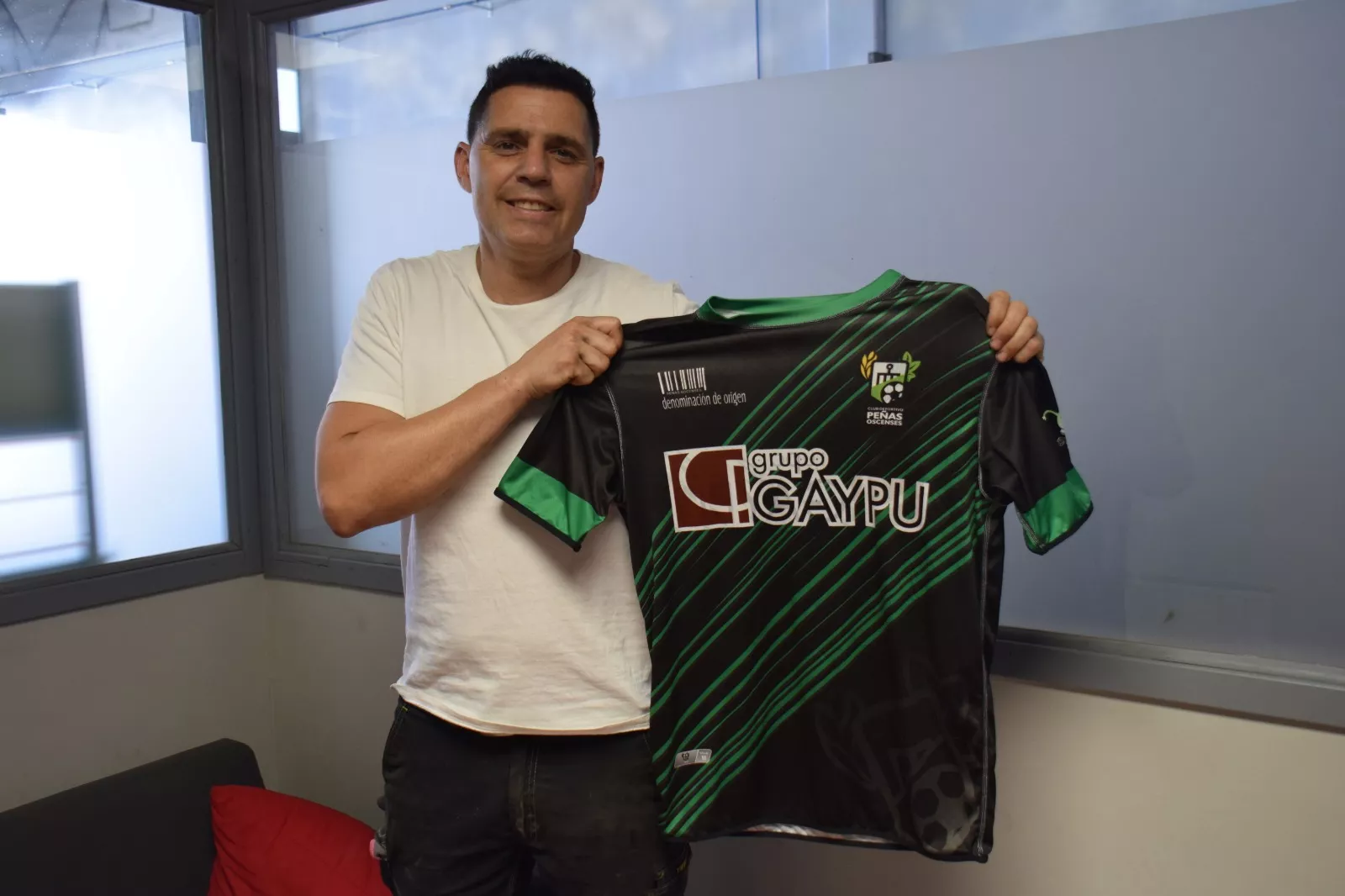 Iván Bara, nuevo entrenador del Peñas Oscenses.