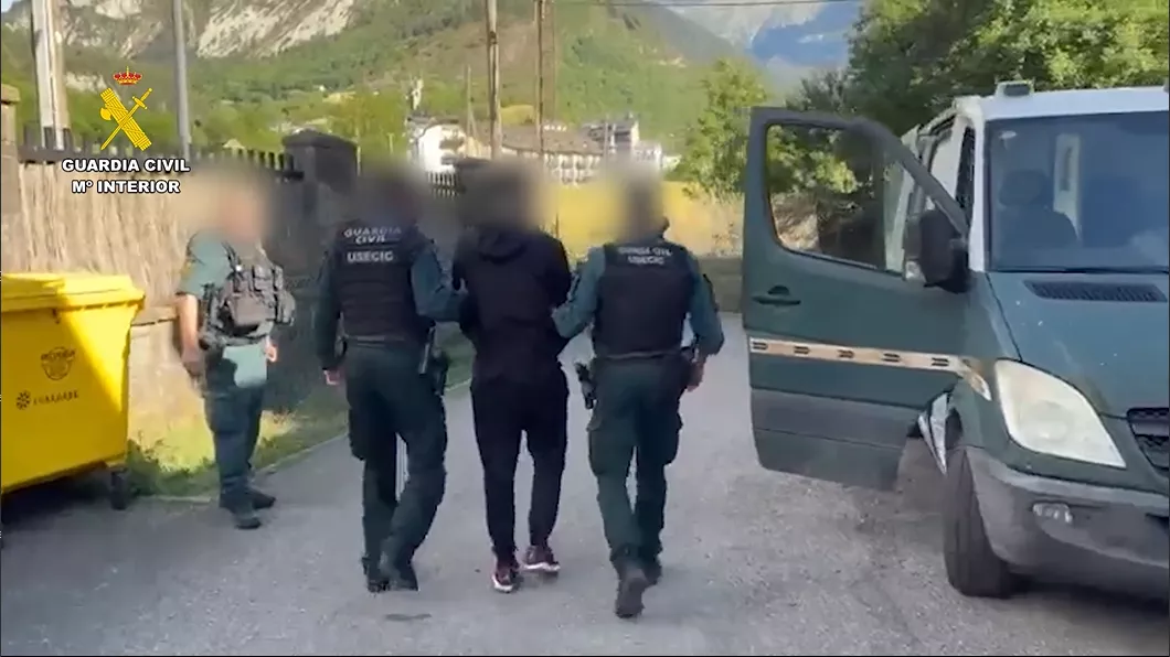 La Guardia Civil de Huesca desmantela un grupo criminal itinerante que asaltó dos viviendas en Sobrarbe.