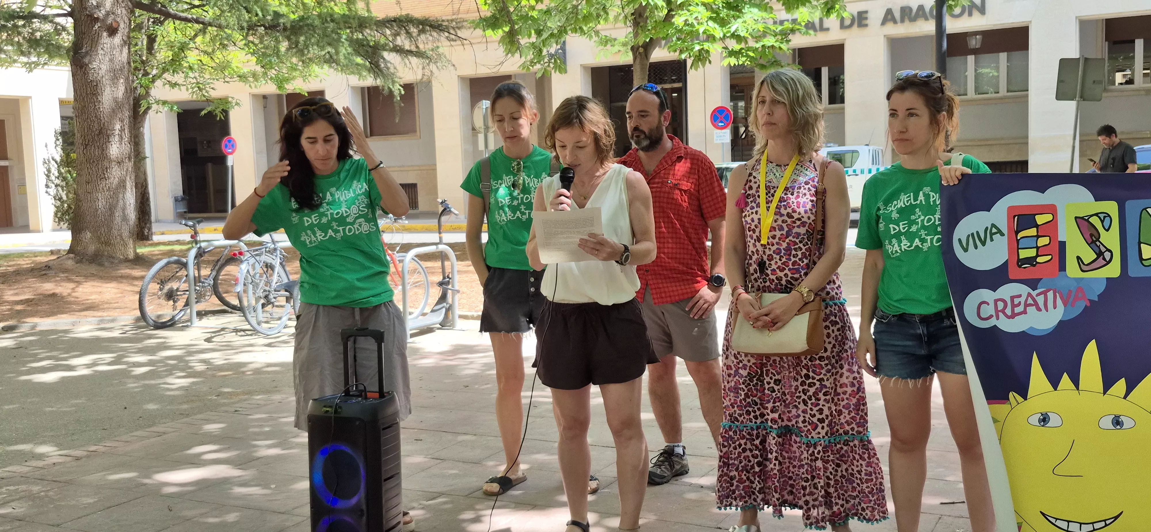Concentración por la escuela pública y contra los expedientes a docentes. Foto Myriam Martínez