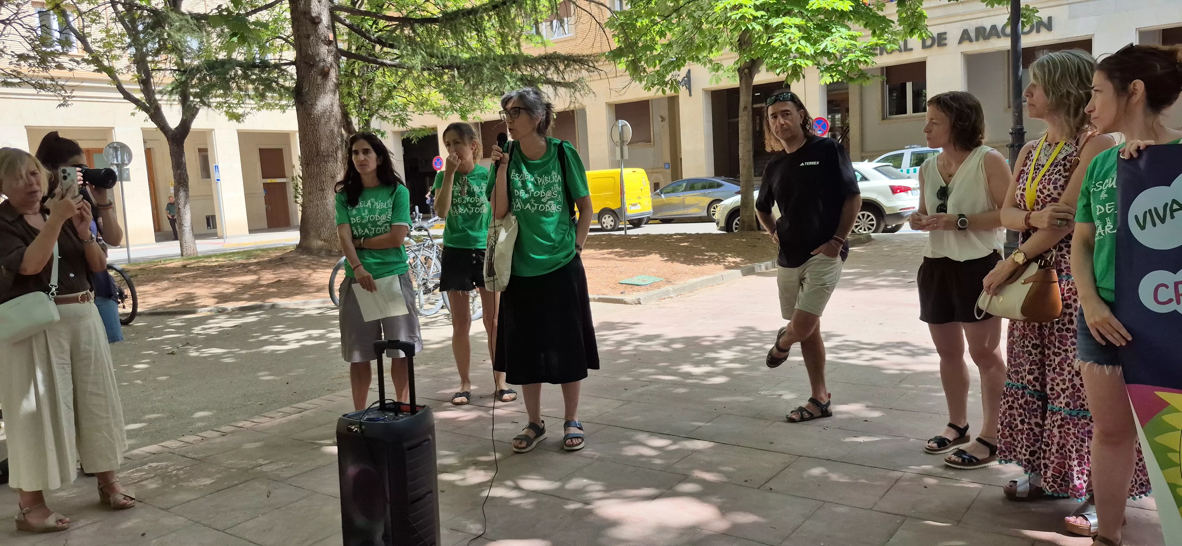 Concentración por la escuela pública y contra los expedientes a docentes. Foto Myriam Martínez