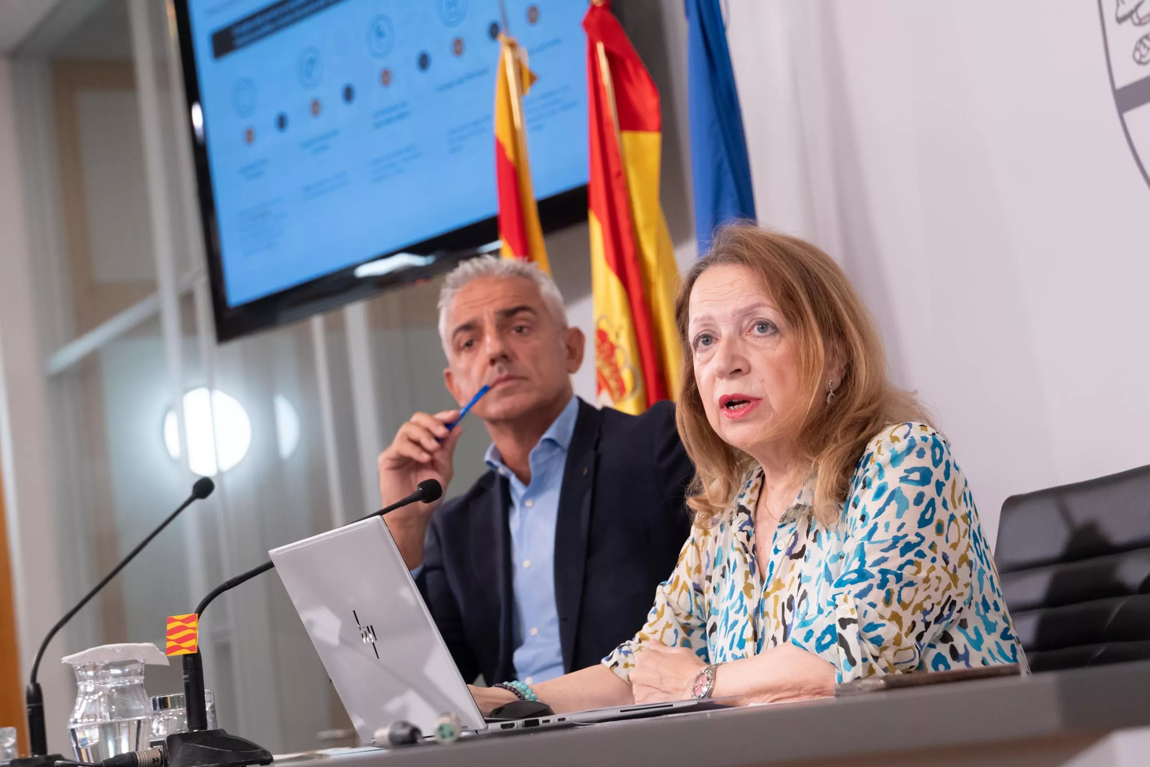 Marian Rincón y Joaquín Velilla durante la presentación de la nueva aplicación para obtener el PIN Salud.