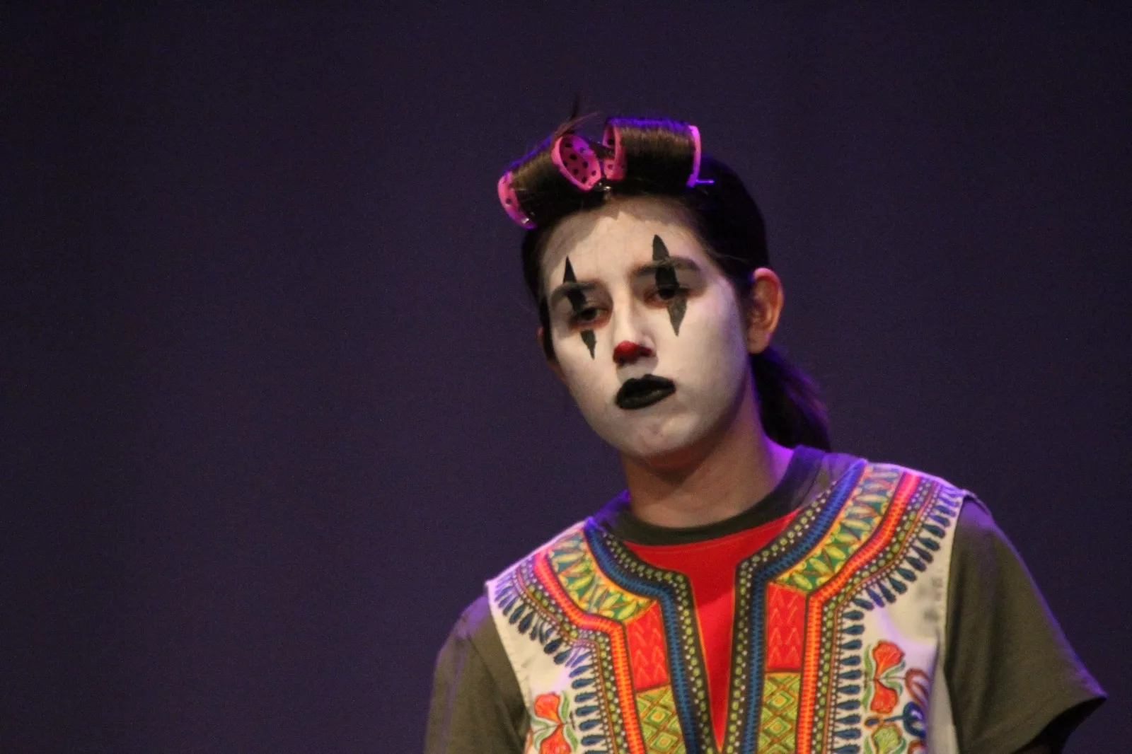 Representación de ‘Pim, pam, clown’ por Ventana Teatro en la Muestra de Huesca. Foto Carlos Neofato