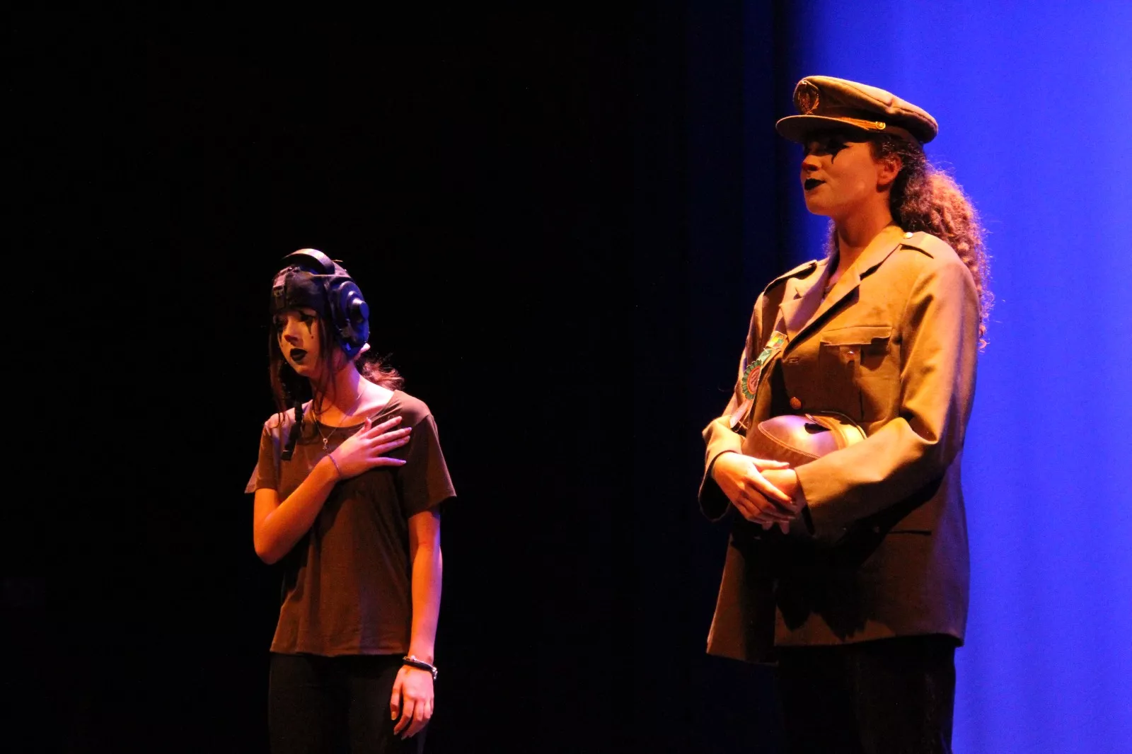 Representación de ‘Pim, pam, clown’ por Ventana Teatro en la Muestra de Huesca. Foto Carlos Neofato