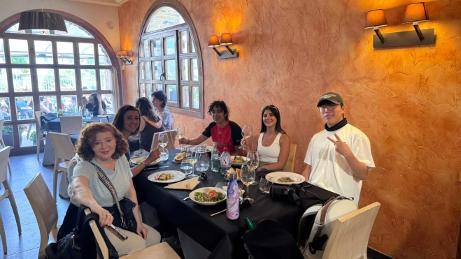 El viaje incluye experiencias gastronómicas ligadas a la producción artesanal del Pirineo. El viaje incluye experiencias gastronómicas ligadas a la producción artesanal del Pirineo.