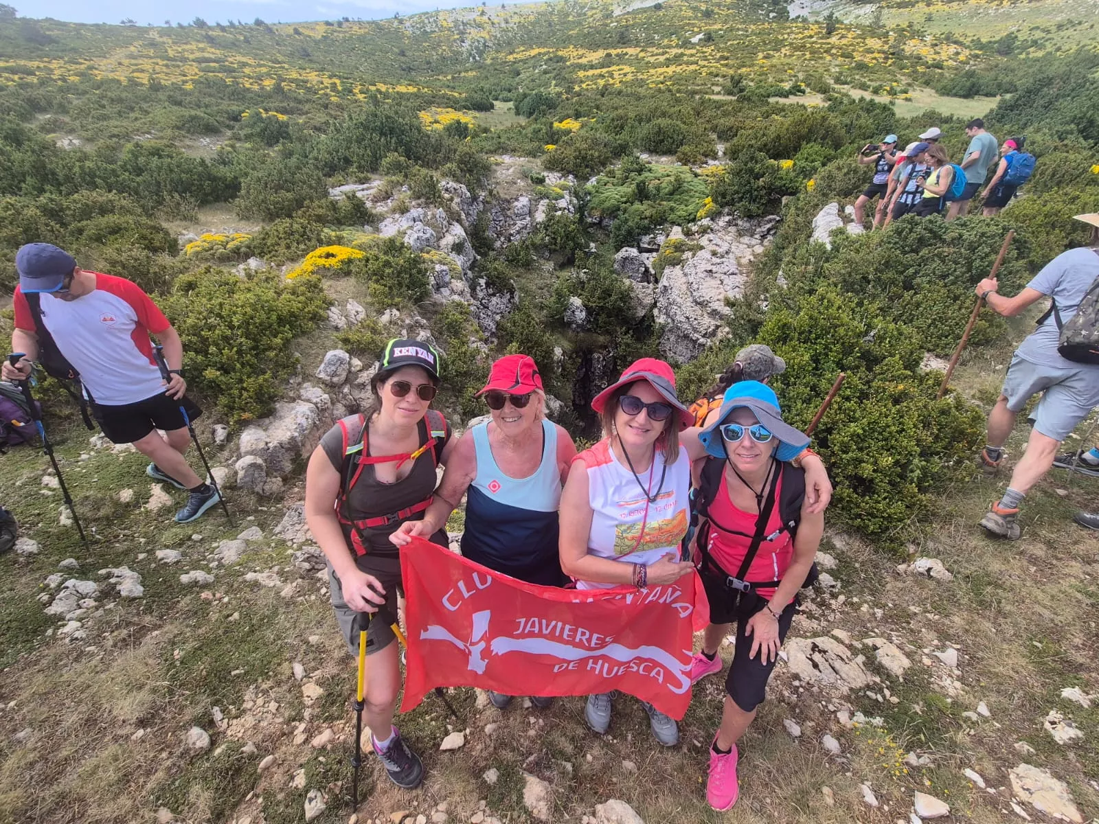 Séptimo de los 12 Retos 12 Cimas al pico de Cubilars en Guara. Foto Juanlu Herrero