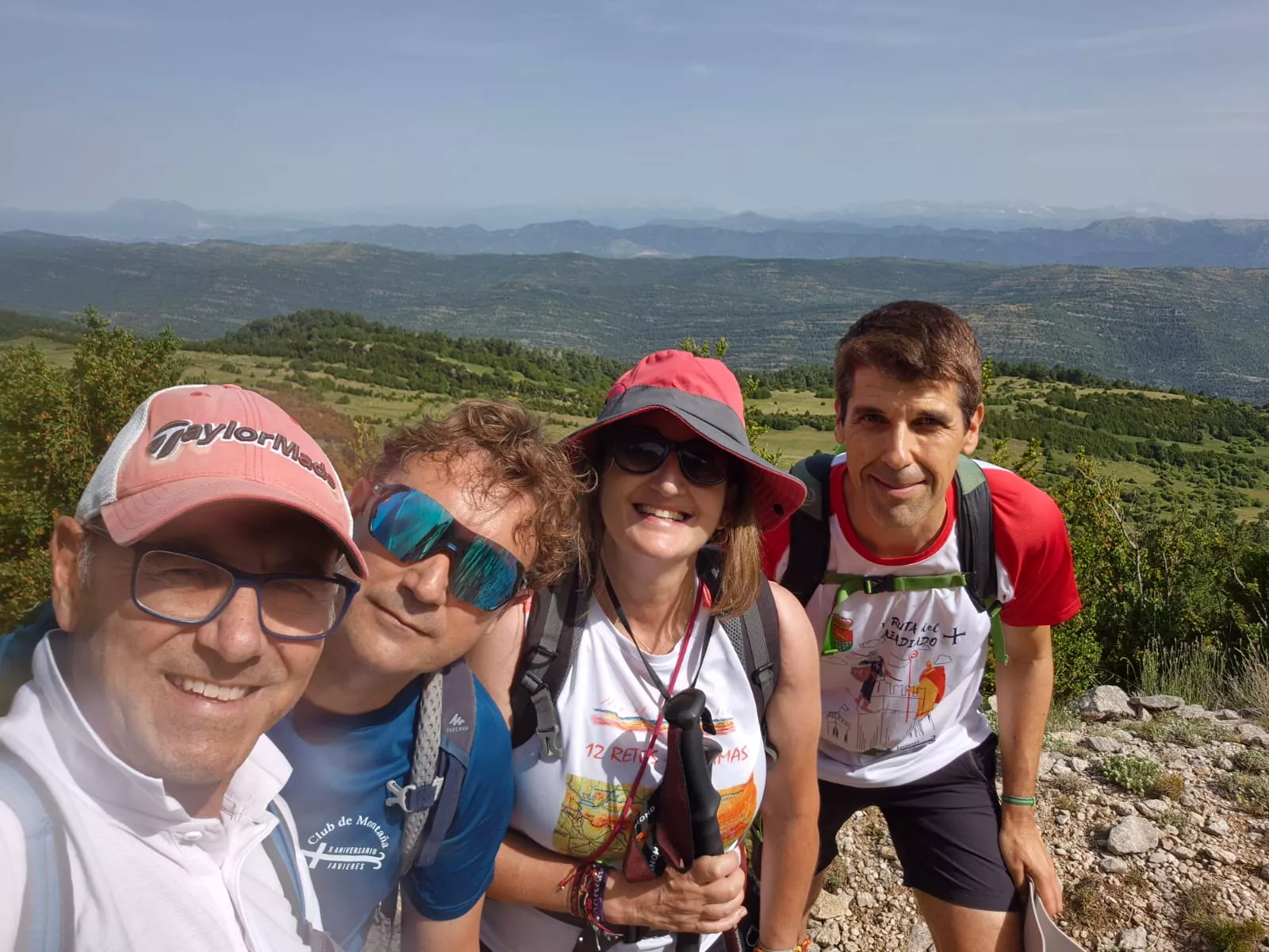 Séptimo de los 12 Retos 12 Cimas al pico de Cubilars en Guara. Foto Juanlu Herrero