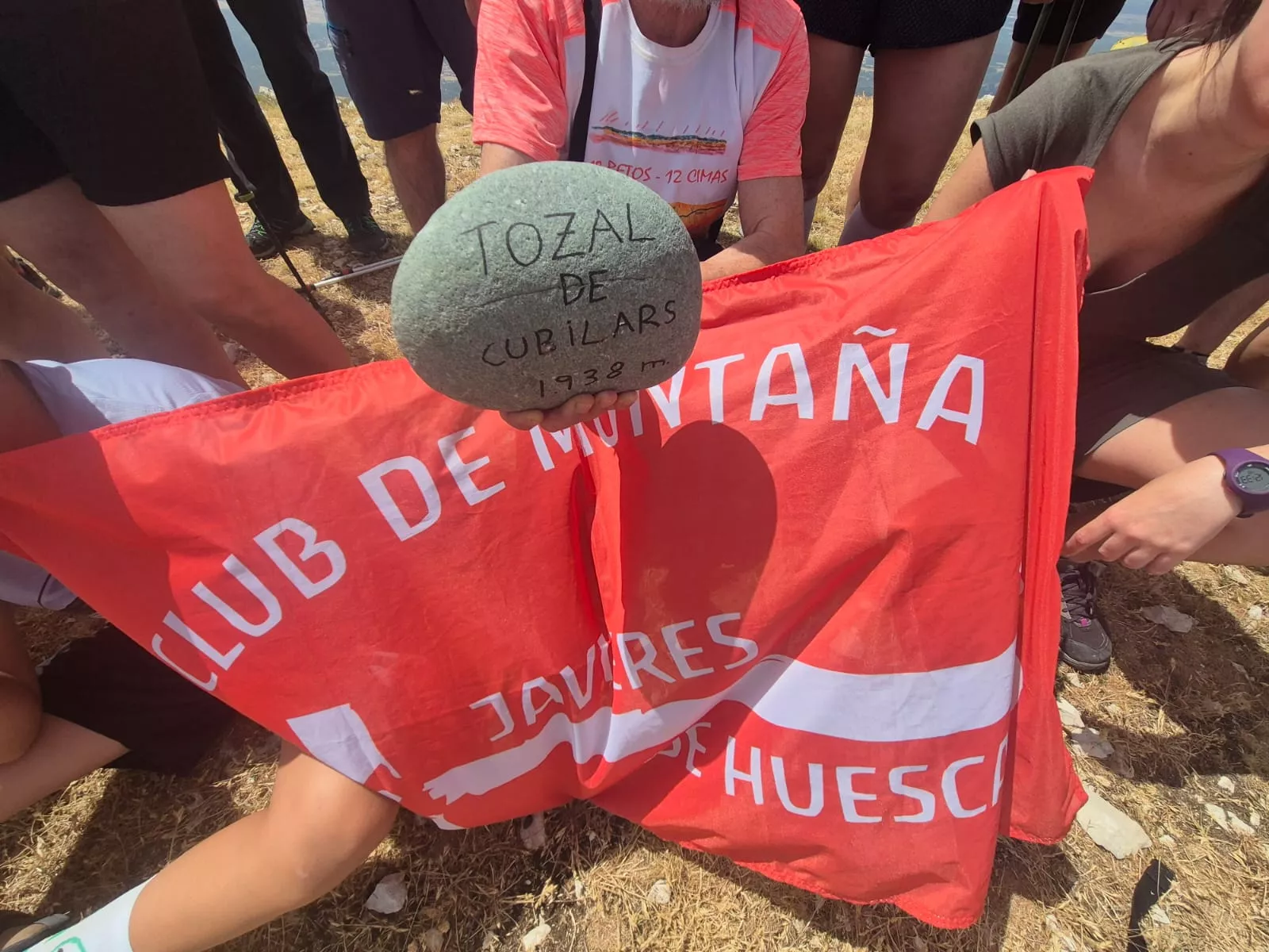 Séptimo de los 12 Retos 12 Cimas al pico de Cubilars en Guara. Foto Juanlu Herrero