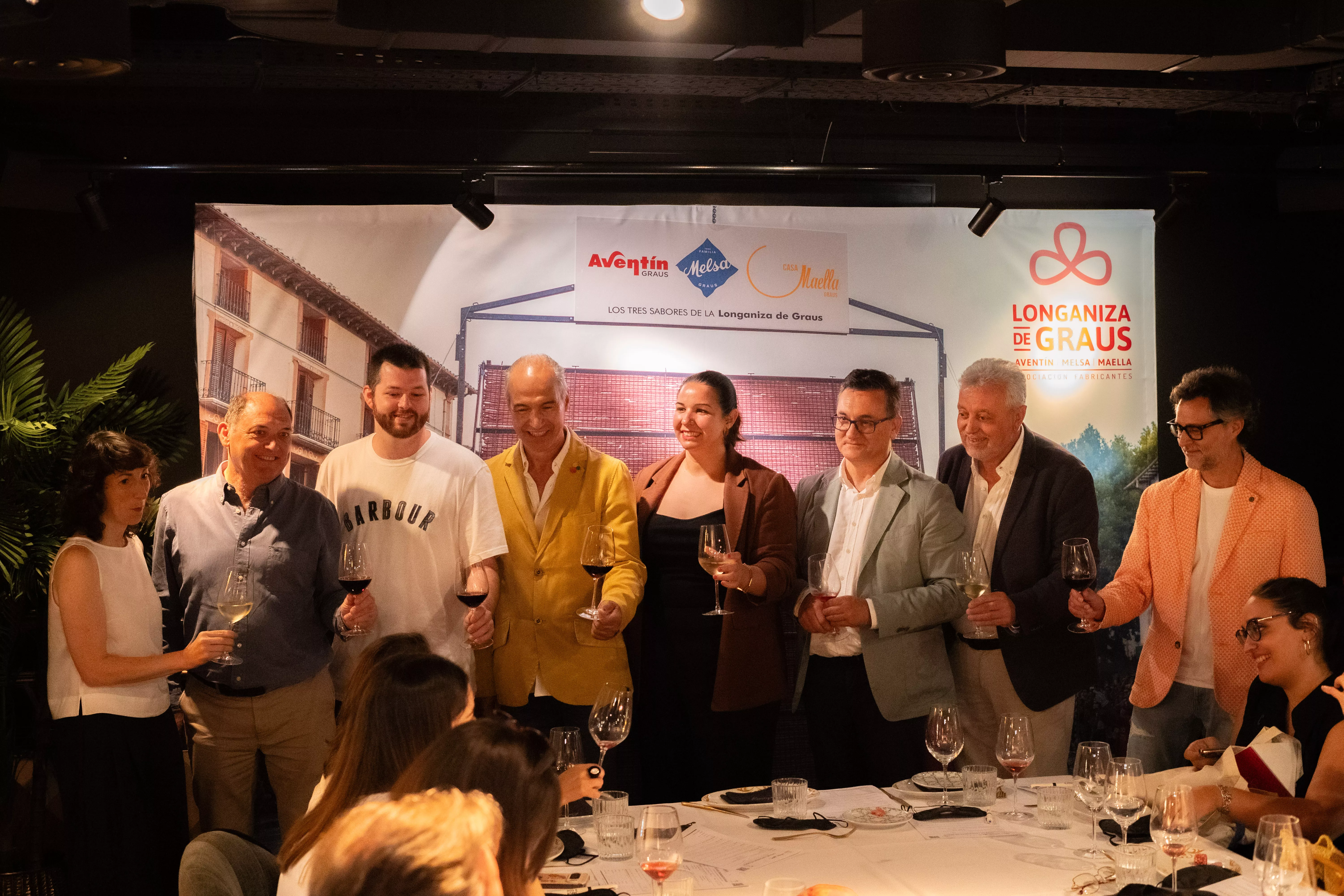 Miembros de la Asociación y Autoridades en la presentación en Madrid