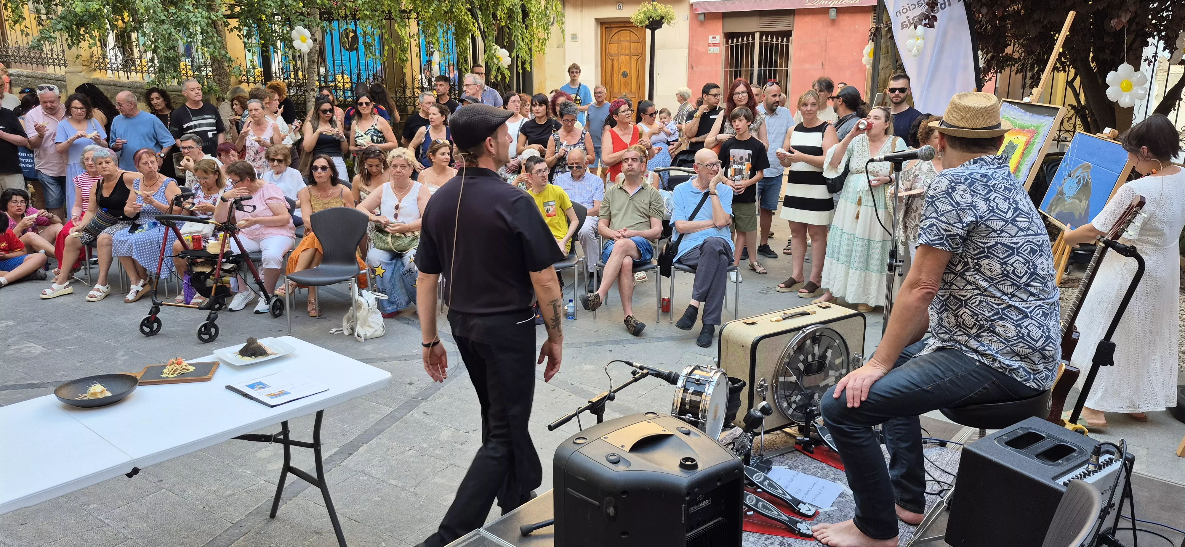 Proyecto Galería de sabores del grupo  Zhebra, Óscar Viñuales y Tritón Jiménez. Foto Myriam Martínez