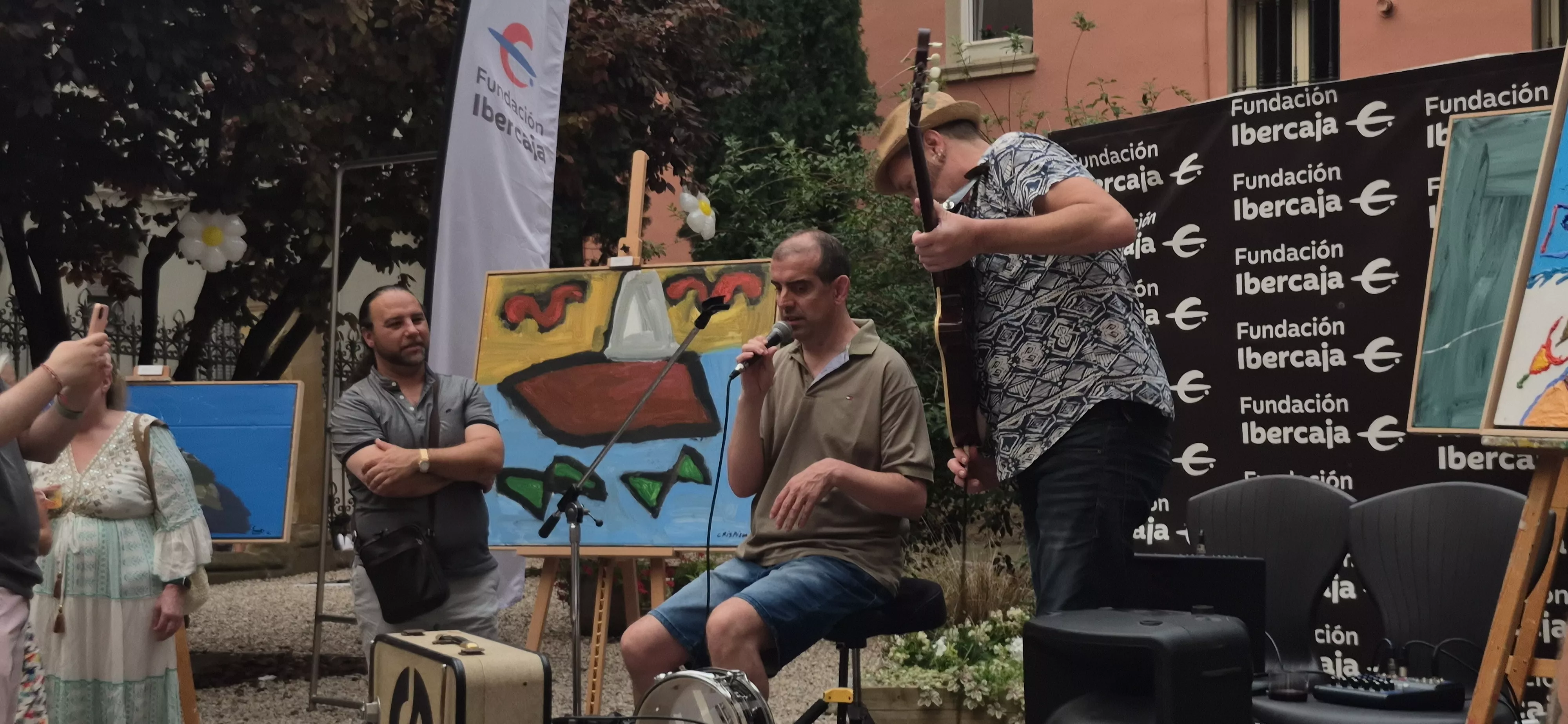 El Grupo ZheBRA de Valentia, Óscar Viñuales y Javier 'Tritón' Jiménez convierten seis obras de arte  en una experiencia para los cinco sentidos. Foto Myriam Martínez