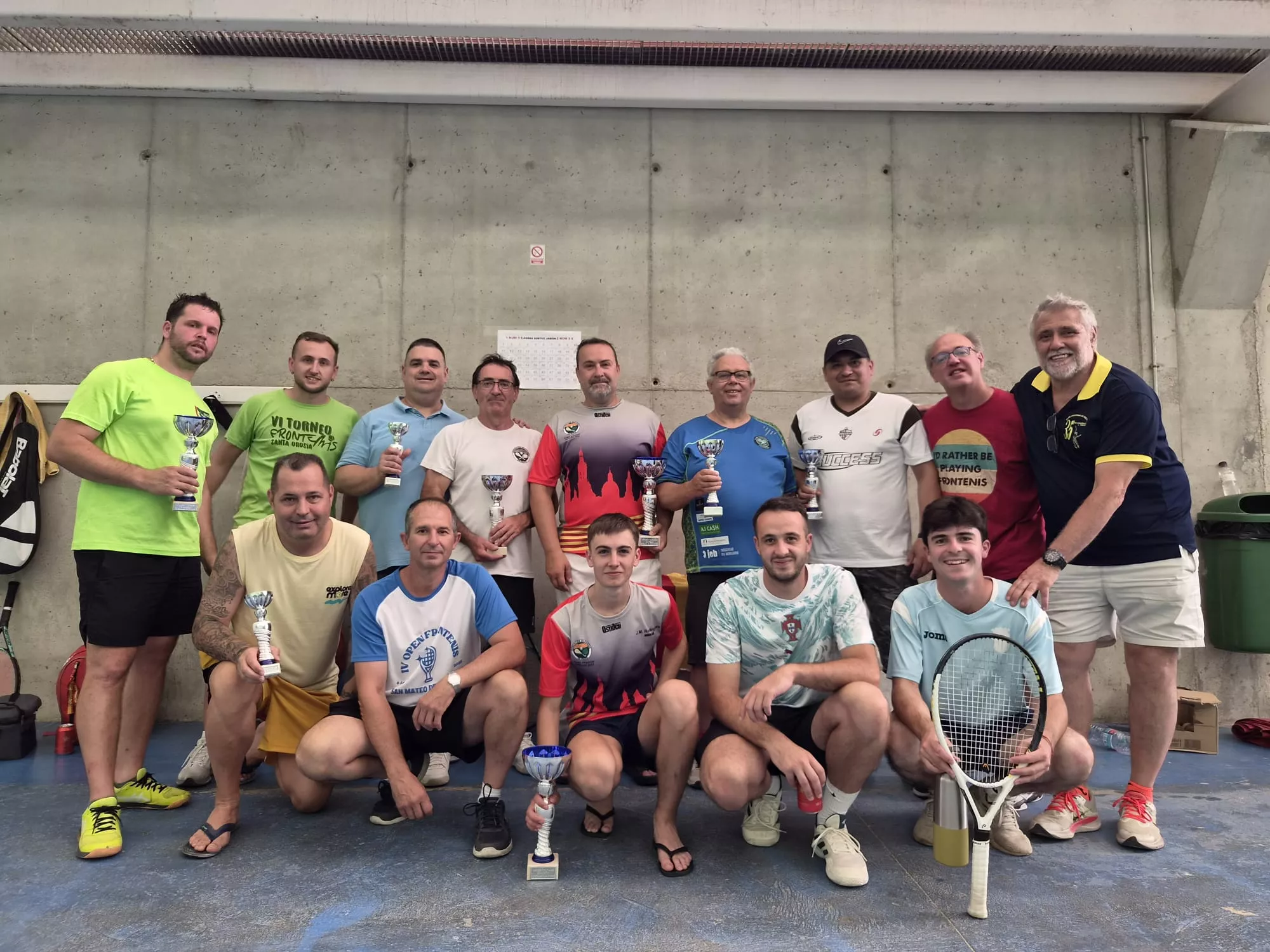 Foto de familia del torneo.
