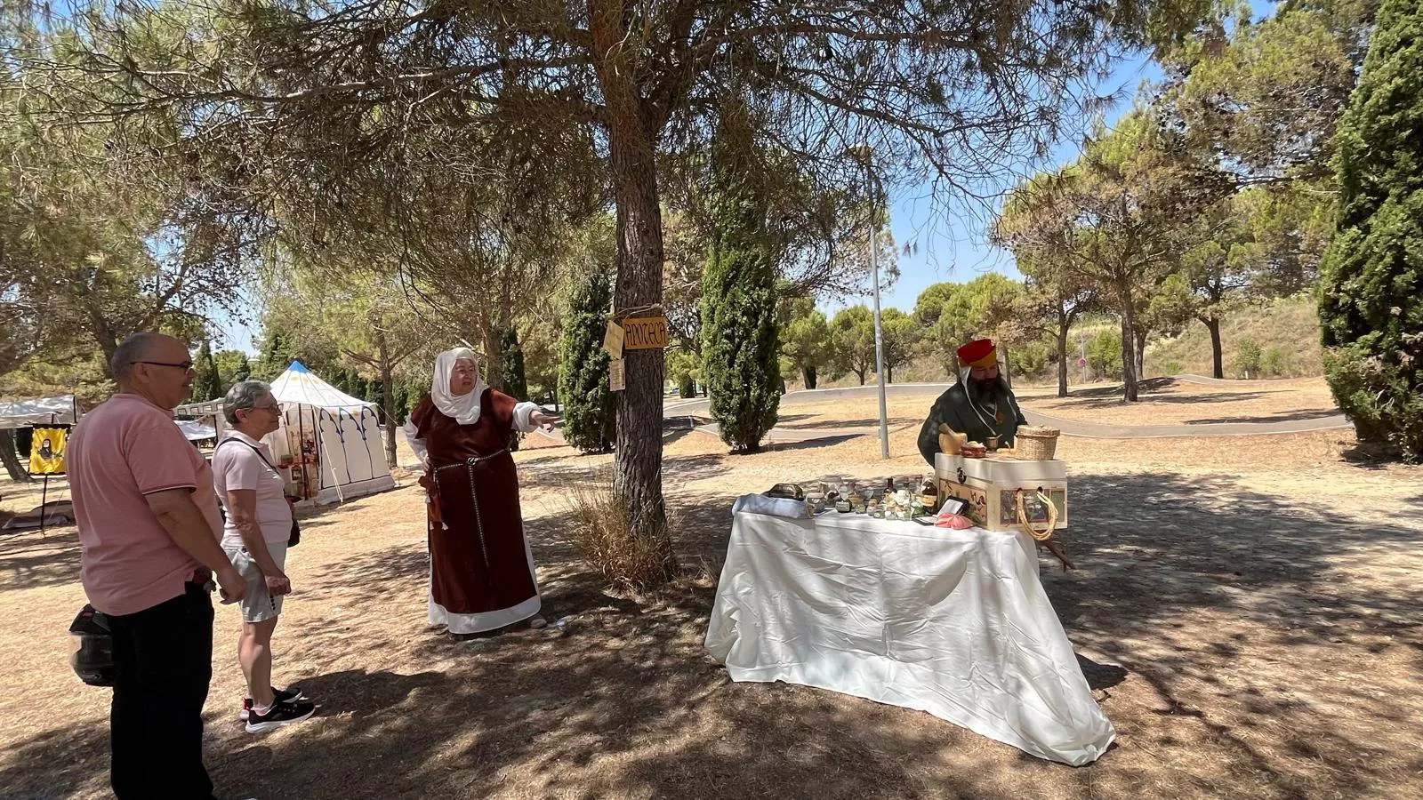 Campamento instalado en el cerro de San Jorge. Foto Mercedes Manterola