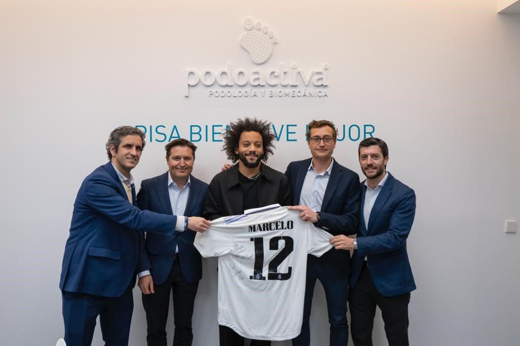 Marcelo, con los hermanos José Víctor y Javier Alfaro, Aitor Retolaza y Jaime Larraz