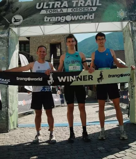 Podio masculino 25K