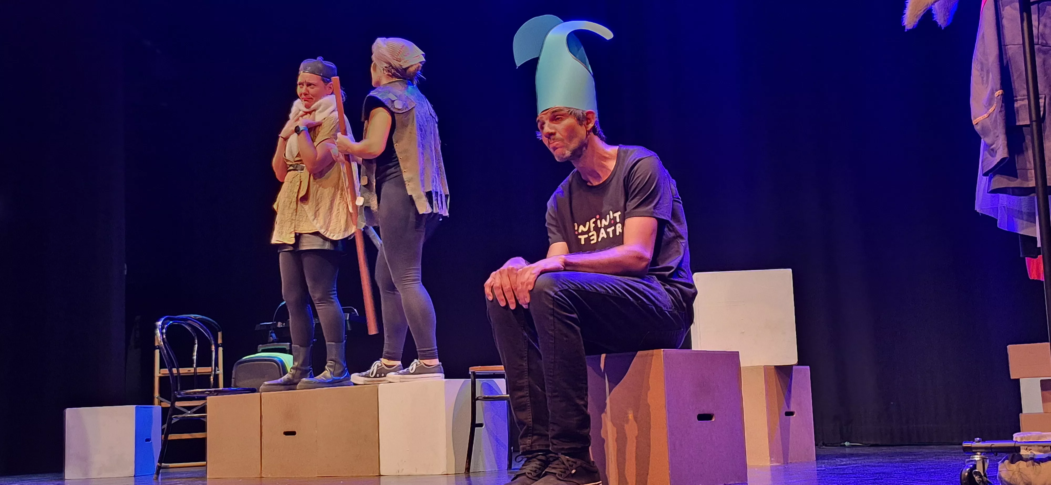 Infinito Teatro en la Muestra Joven con Desmontando a Shakespeare. Foto Myriam Martínez