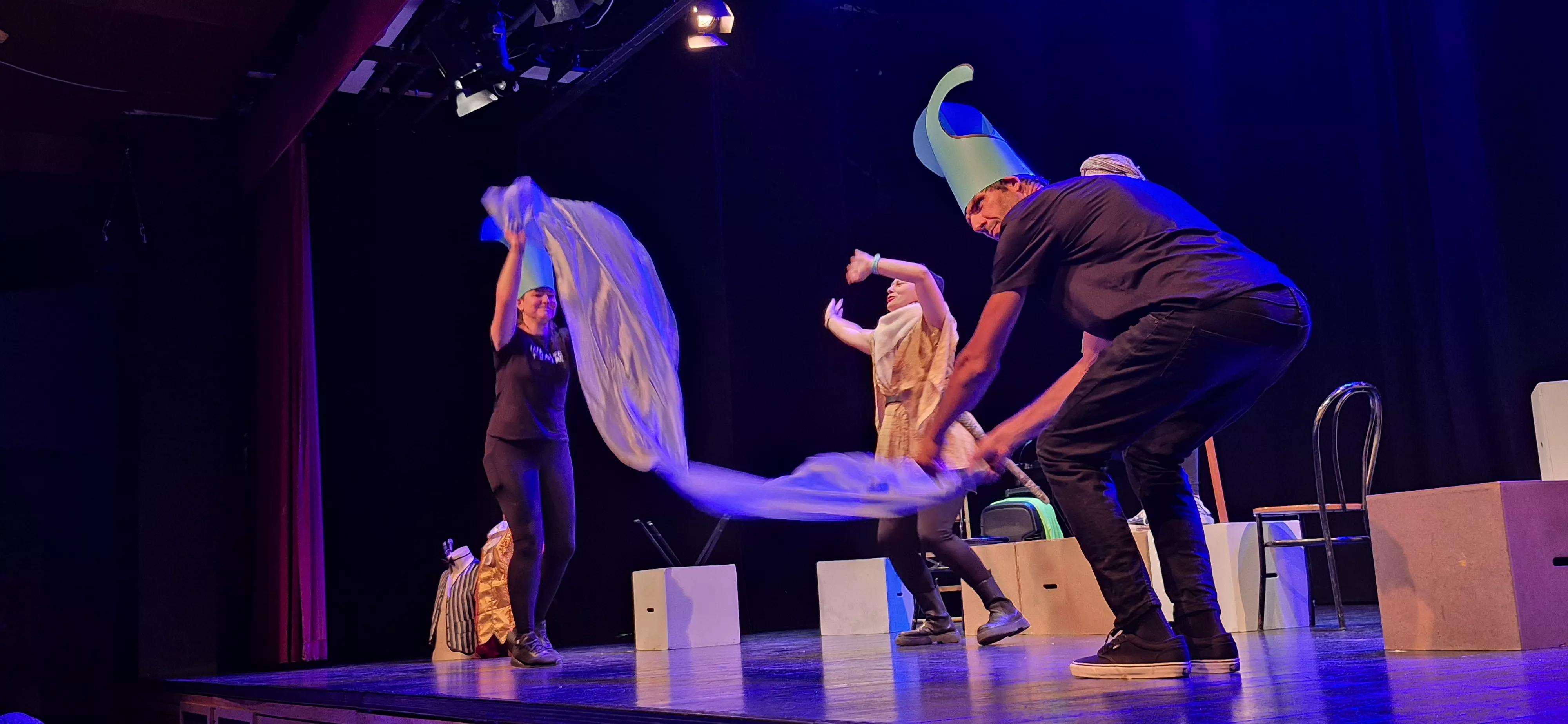 Infinito Teatro en la Muestra Joven con Desmontando a Shakespeare. Foto Myriam Martínez