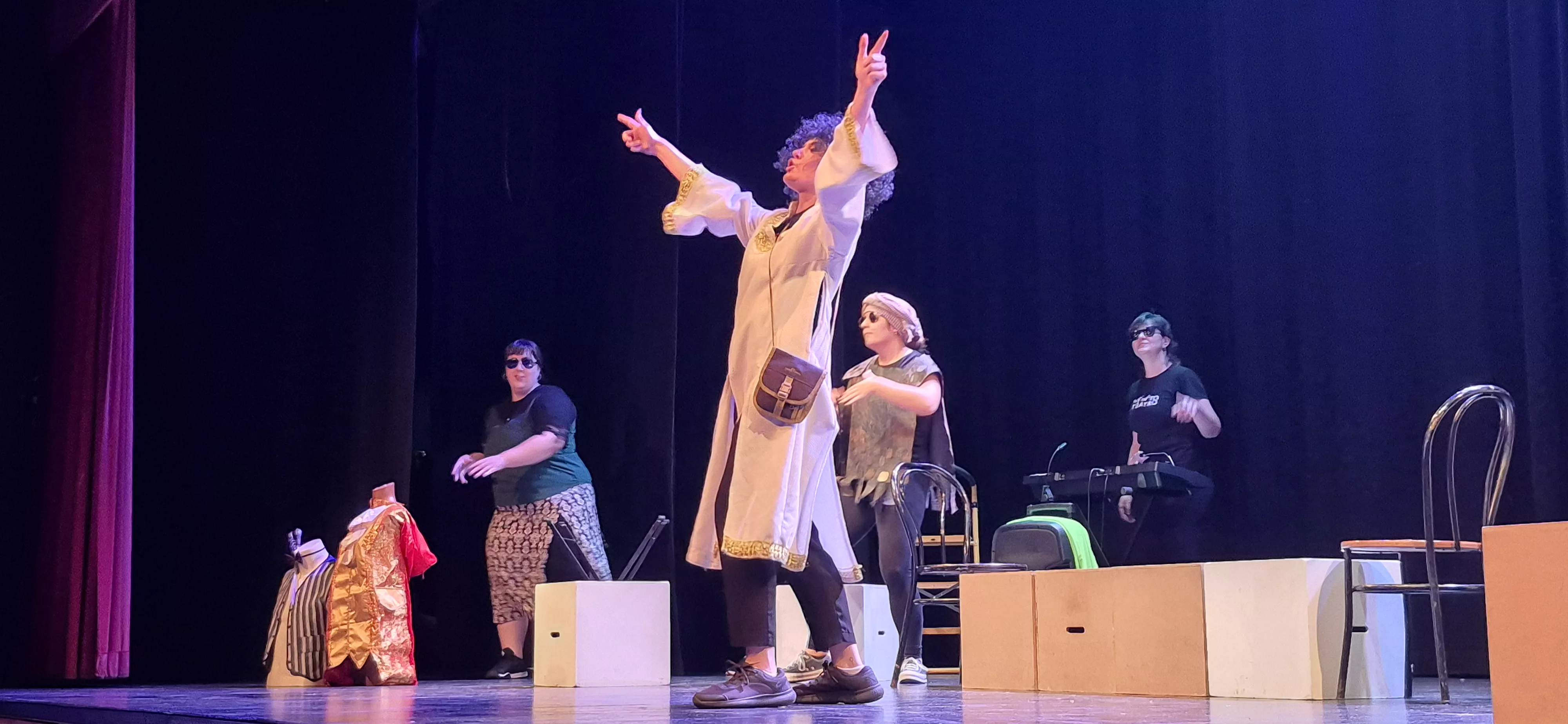 Infinito Teatro en la Muestra Joven con Desmontando a Shakespeare. Foto Myriam Martínez