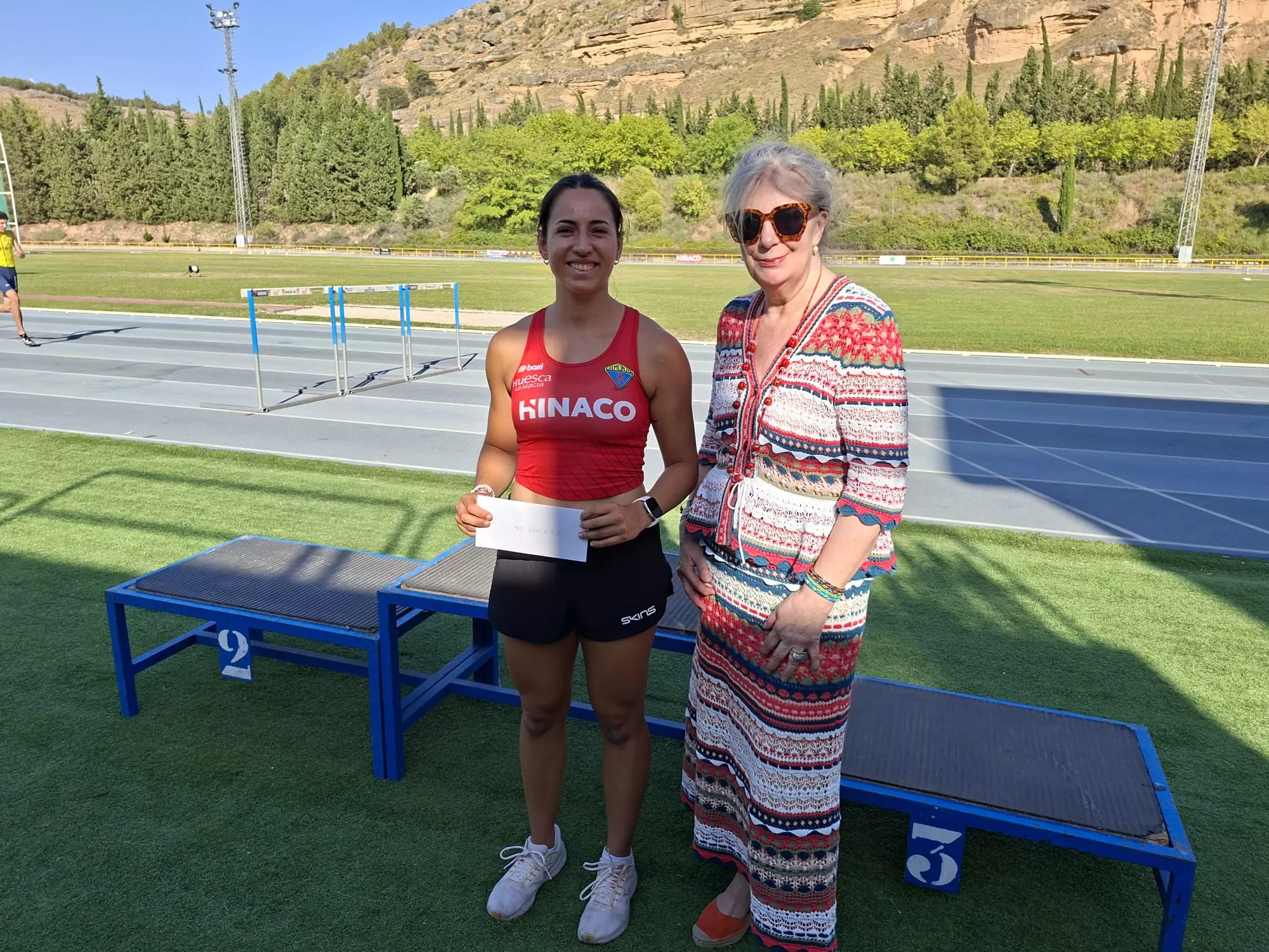 Trofeo Ernesto Bribián. Laura Pintuel, Hinaco, 100 netros