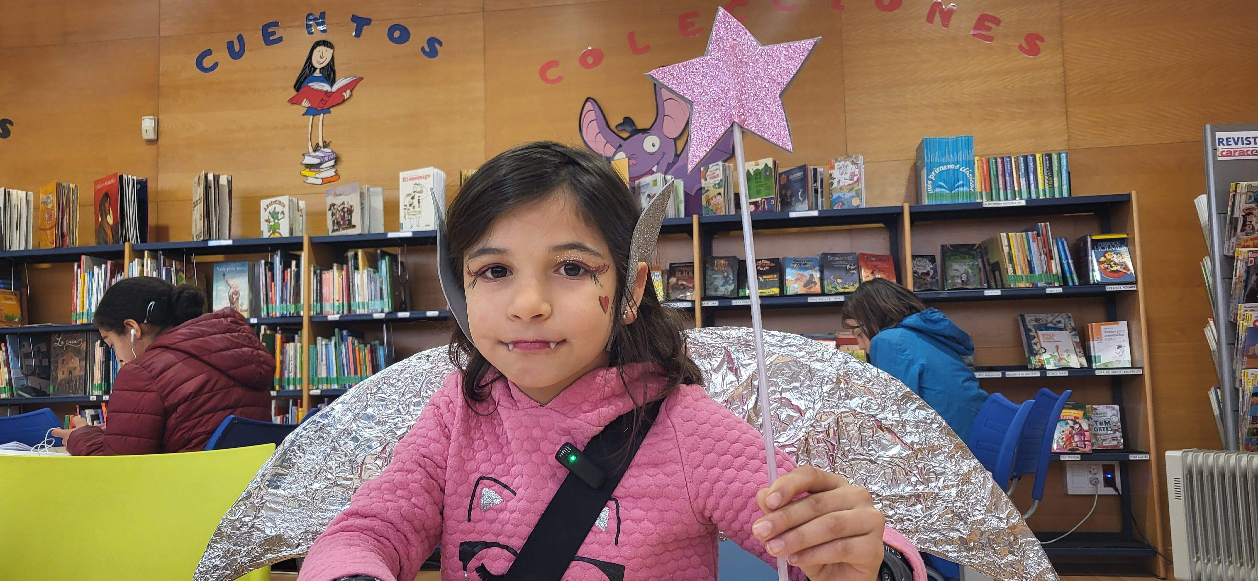 Pasacalle literario en el barrio del Perpetuo Socorro. Foto Myriam Martínez 