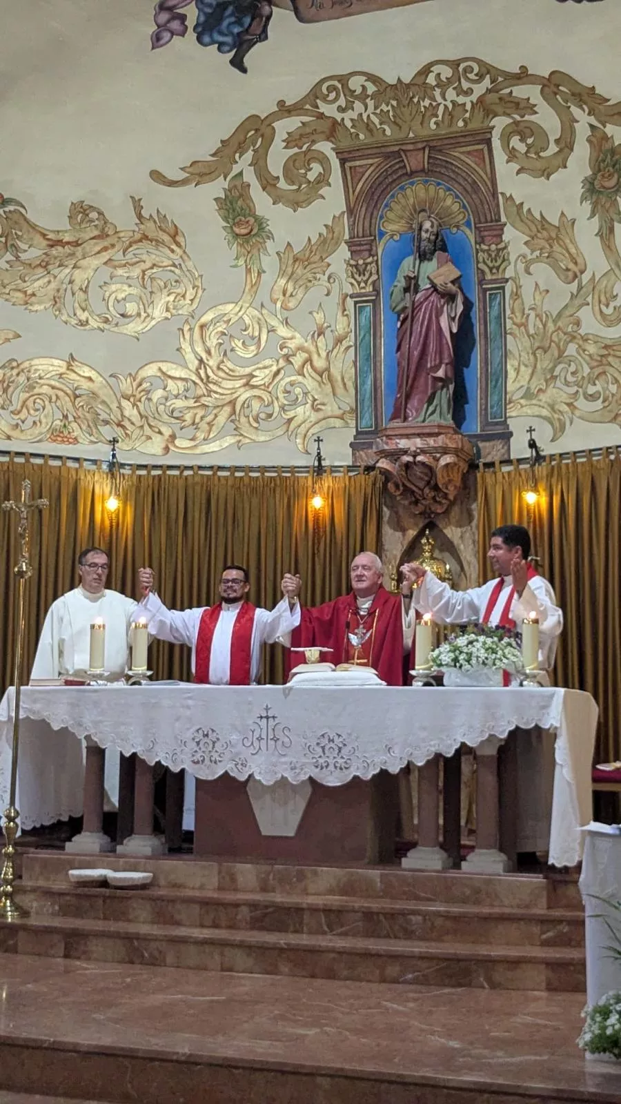 Confirmaciones de Ángel Pérez Pueyo en Altorricón y Santalecina