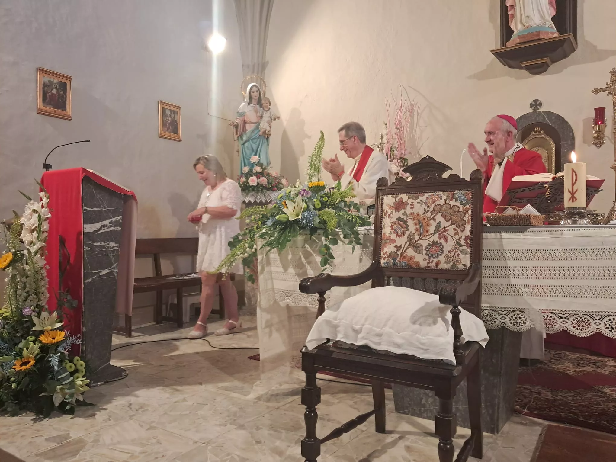 Confirmaciones de Ángel Pérez Pueyo en Altorricón y Santalecina