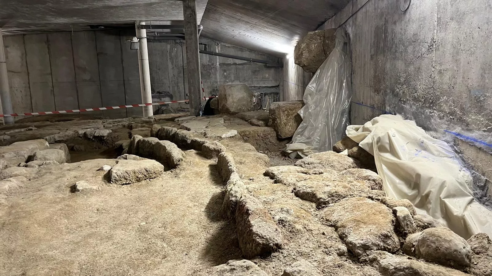 Visita a las obras del yacimiento del Círculo Católico. Foto Mercedes Manterola