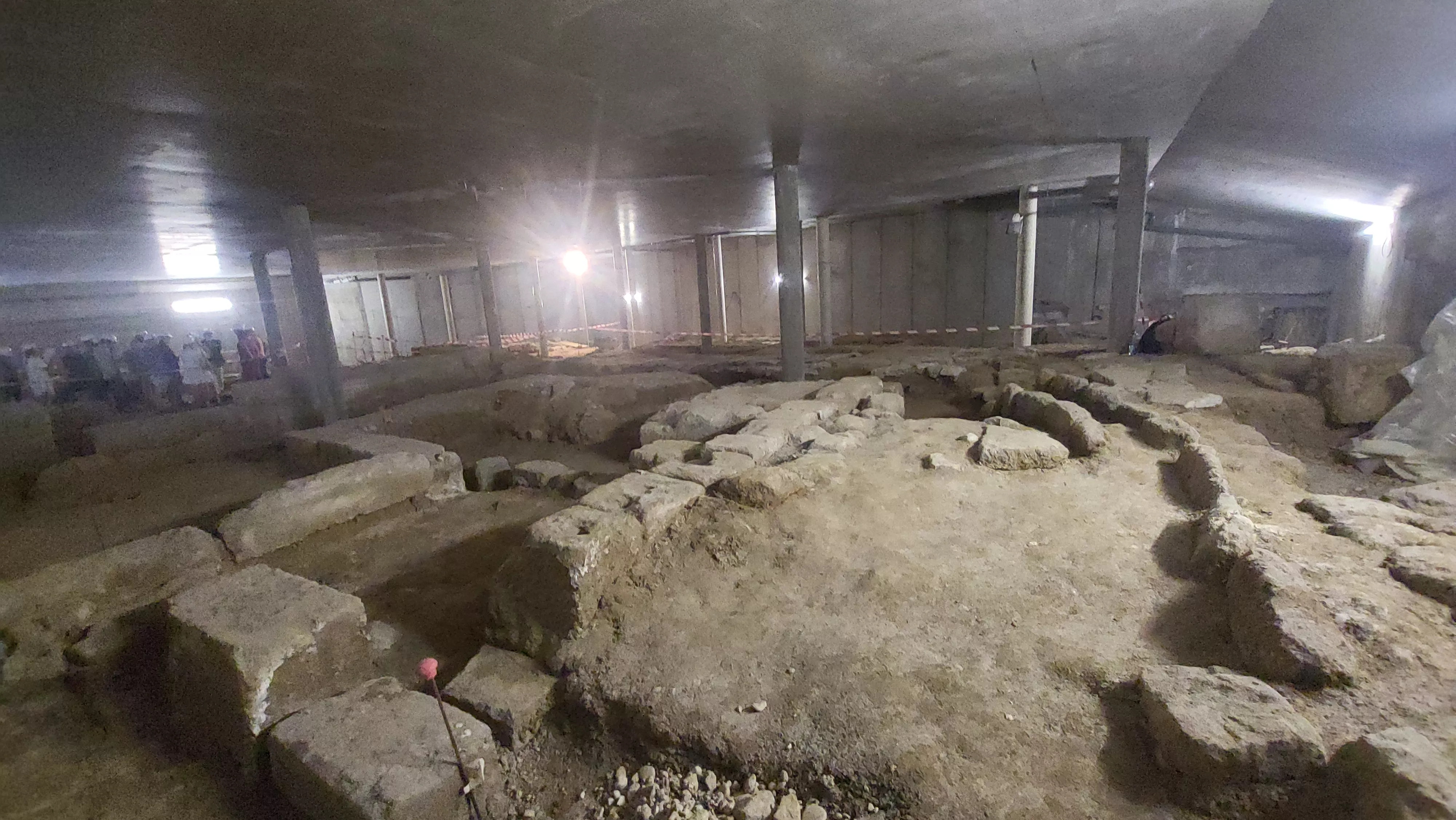 Visita a las obras del yacimiento del Círculo Católico. Foto Mercedes Manterola