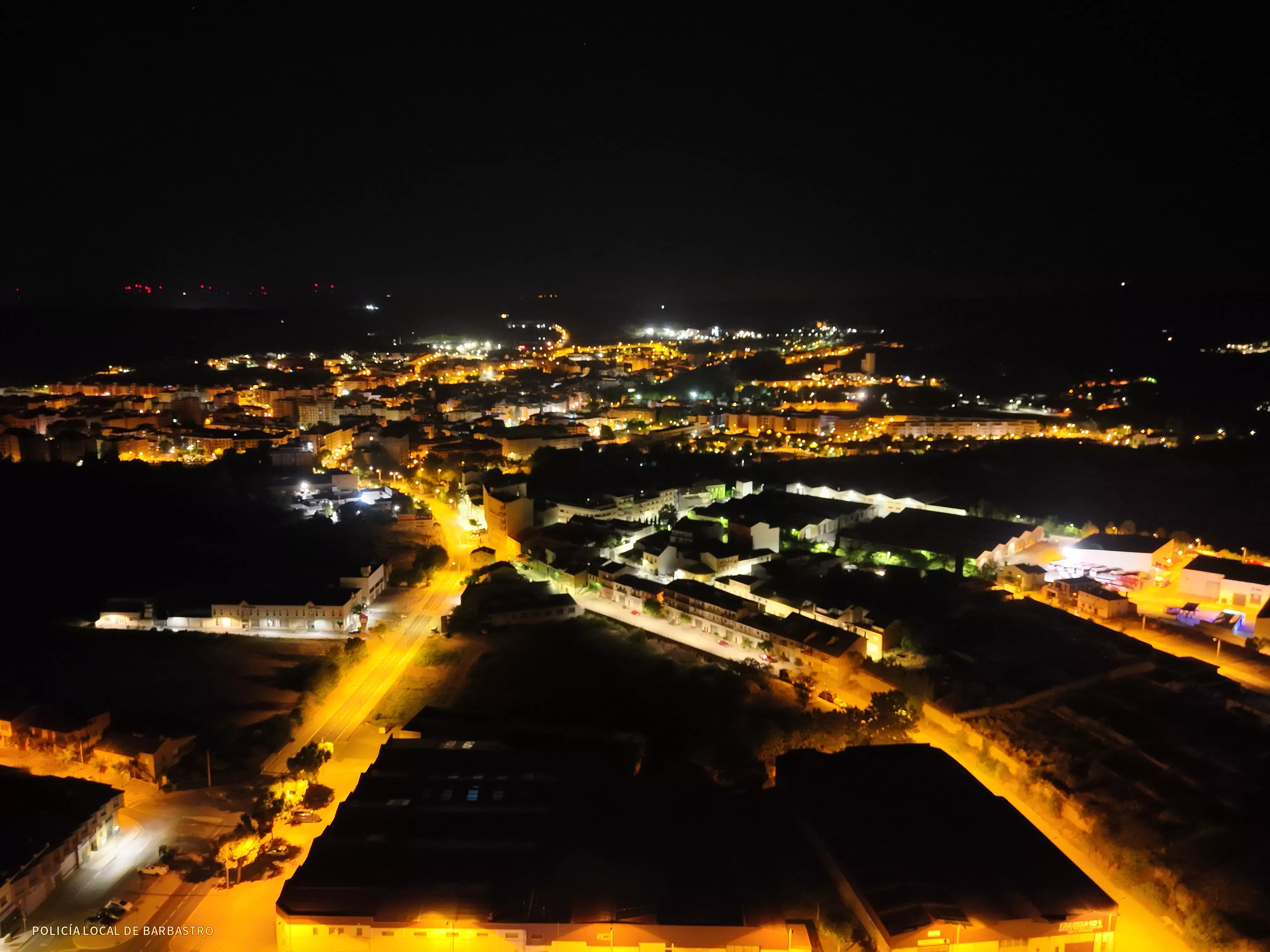 Los drones refuerzan la vigilancia en los polígonos industriales de Barbastro.