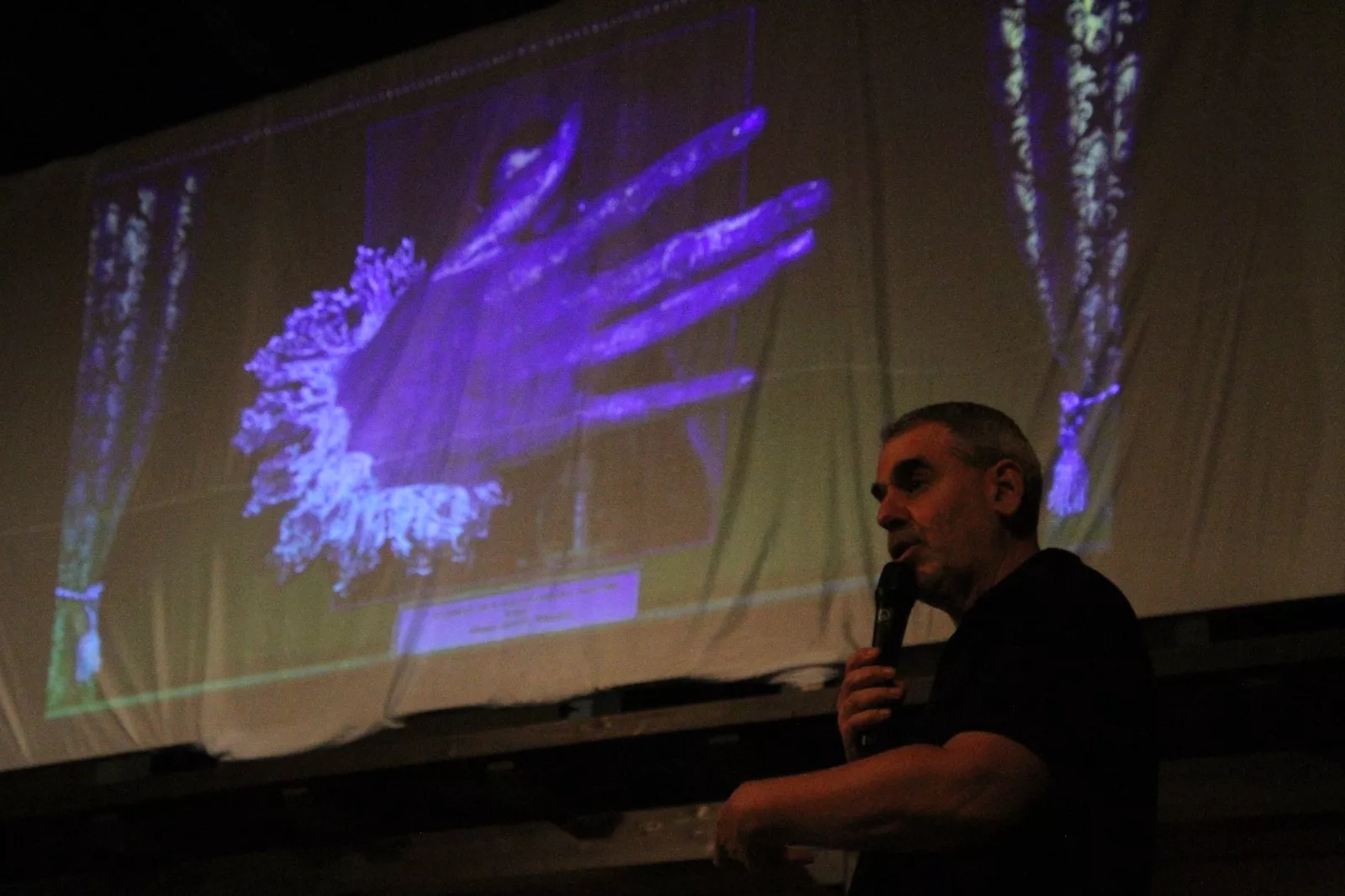 Agustín Lorés en el Corral de Comedias de Robres. Foto Carlos Neofato