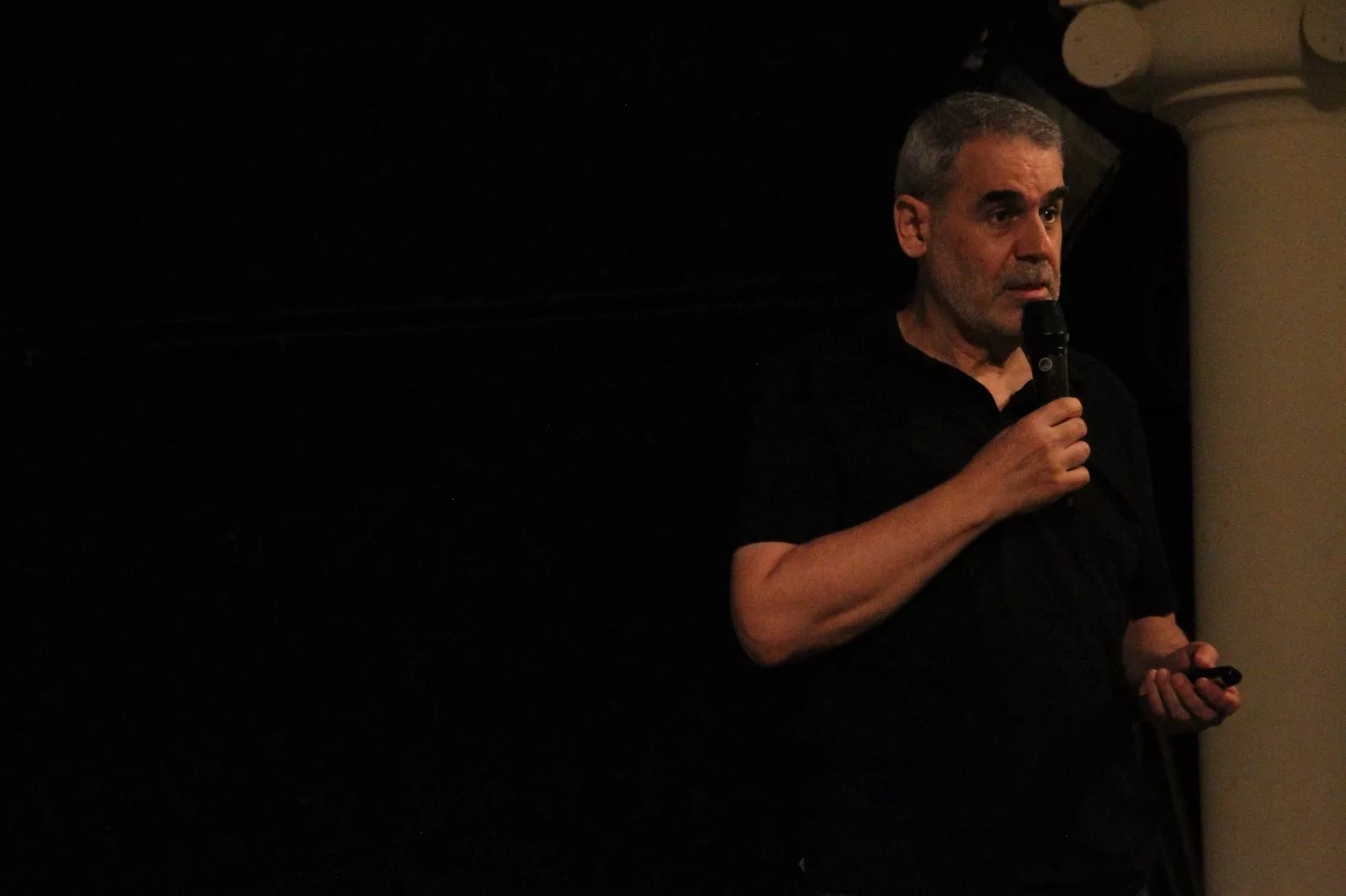 Agustín Lorés en el Corral de Comedias de Robres. Foto Carlos Neofato