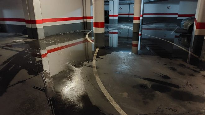 Garaje de las calles Alcañiz y Fidel Pagés en Huesca, totalmente encharcado. Garaje de las calles Alcañiz y Fidel Pagés en Huesca, totalmente encharcado.