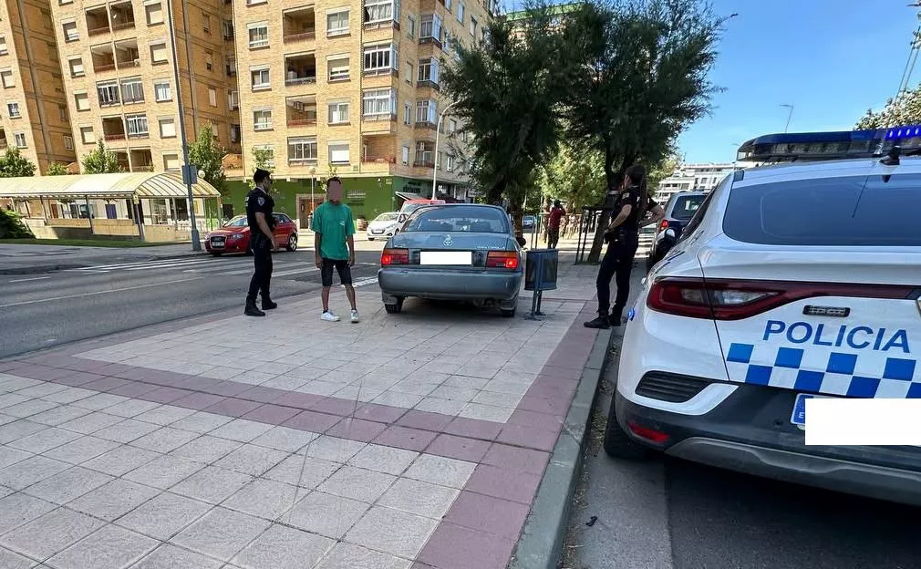Detenido en Huesca tras salirse de la vía con una tasa de alcohol cinco veces superior a la permitida.