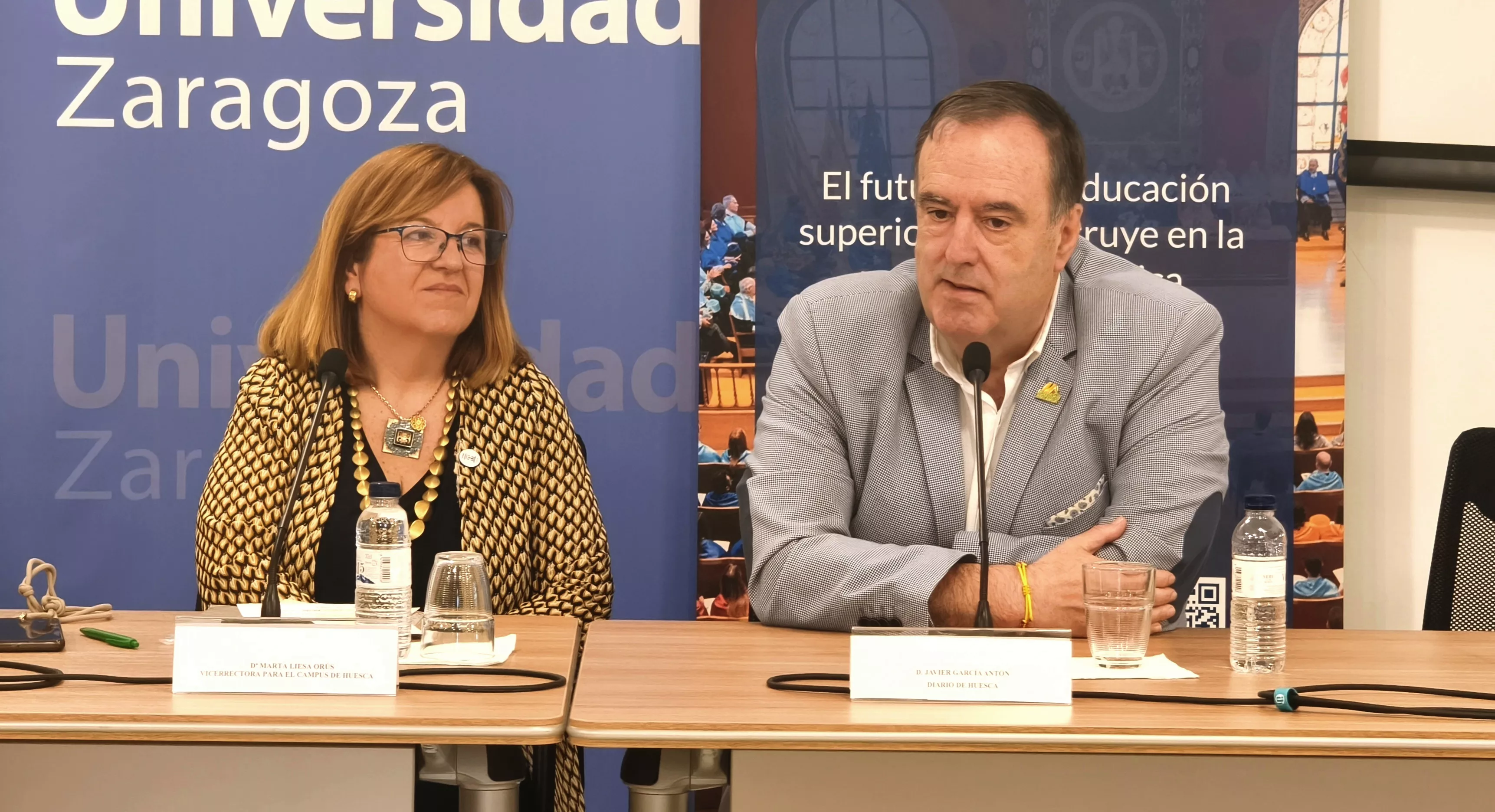  Mesa redonda en el Campus de Huesca. Foto María José Sampietro Brosed