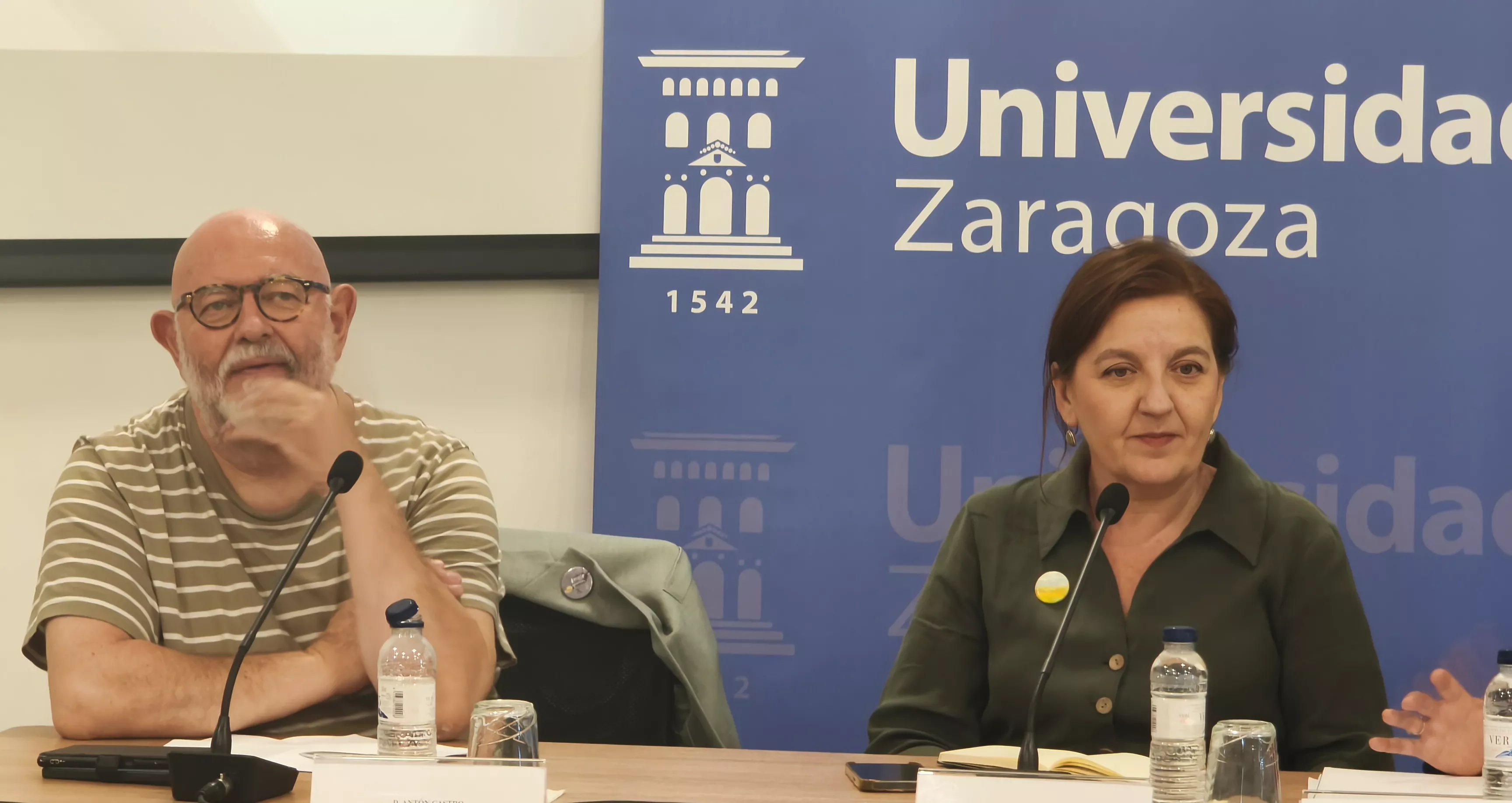 Mesa redonda en el Campus de Huesca. Foto María José Sampietro Brosed