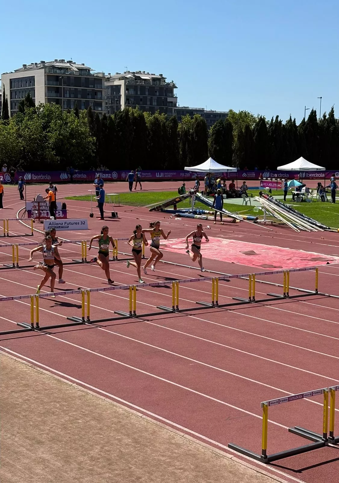 Raquel Sádaba en el 100 vallas