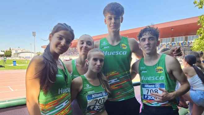 Los cinco atletas de Intec-Zoiti en el campeonato. Los cinco atletas de Intec-Zoiti en el campeonato.