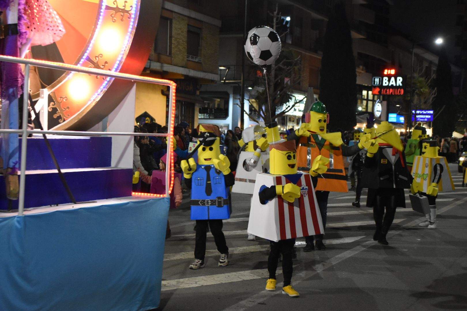 Divertido carnaval en Monzón