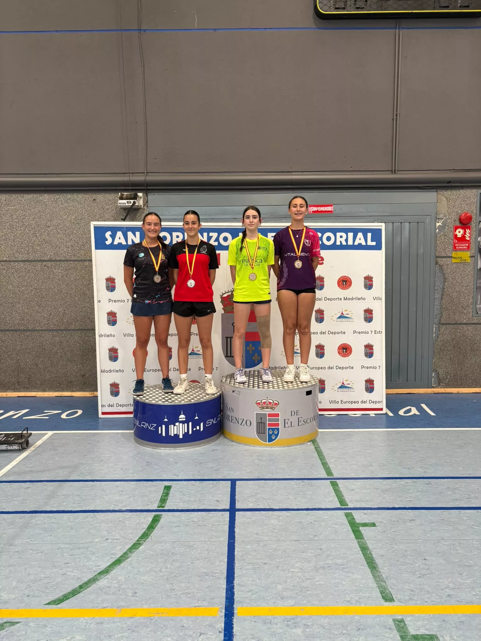 Emma Nievedes campeona de dobles femeninos en Madrid. Emma Nievedes campeona de dobles femeninos en Madrid.