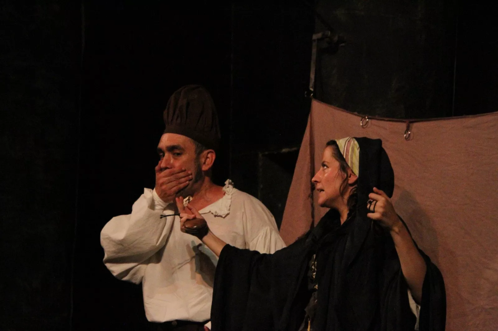 Viridiana y “La hoguera de las Maravillas” en el Corral de Comedias de Robres. Foto Carlos Neofato