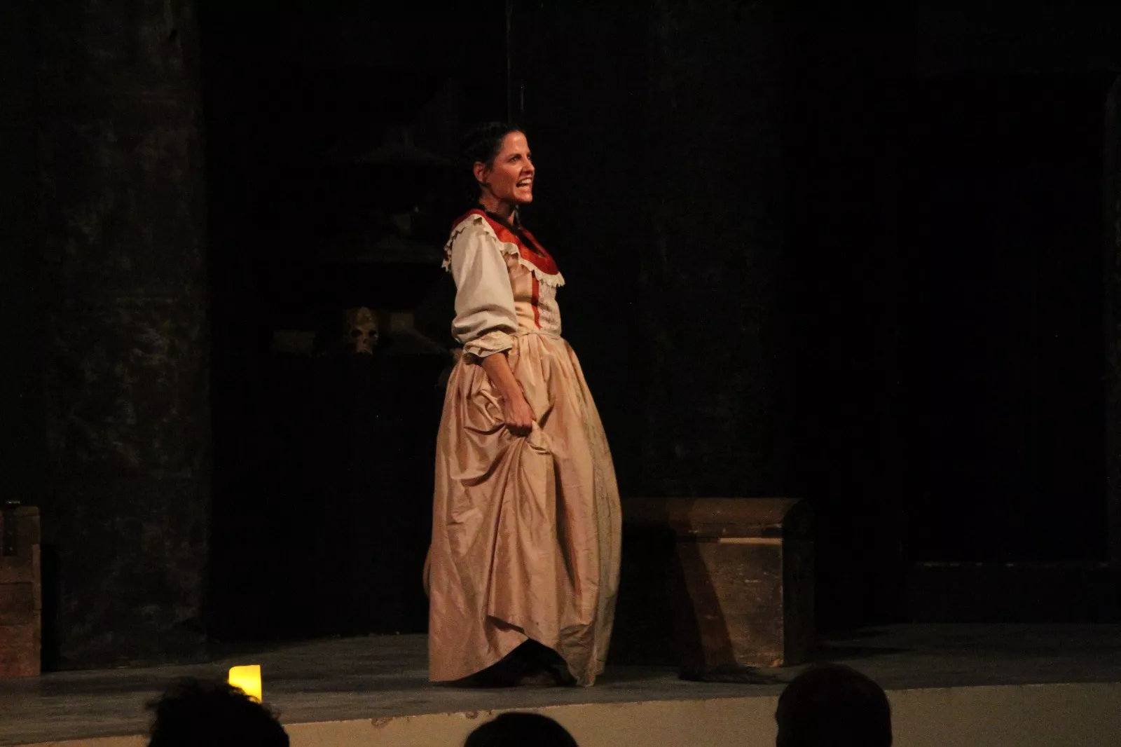 Viridiana y “La hoguera de las Maravillas” en el Corral de Comedias de Robres. Foto Carlos Neofato