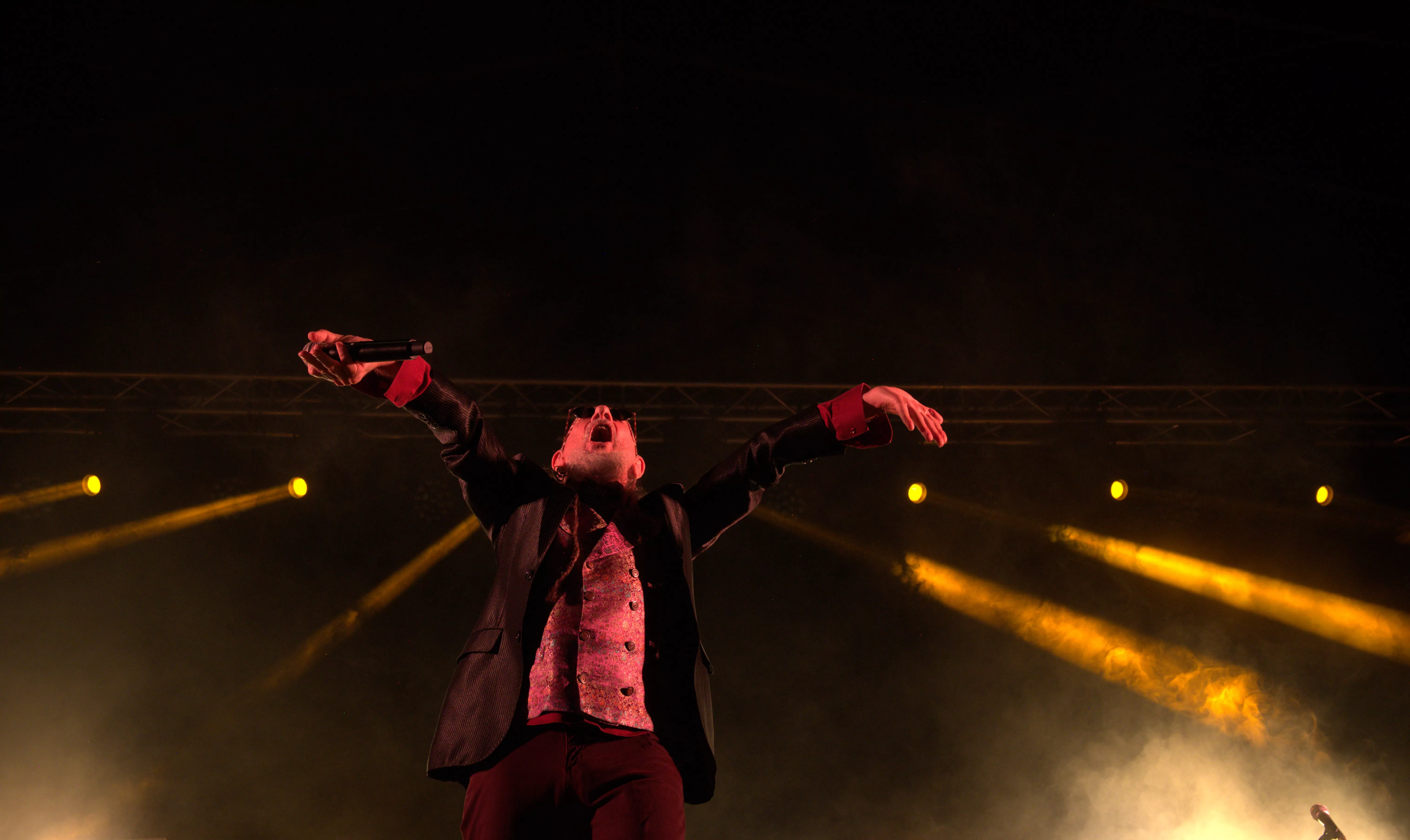 Actuación de El Drogas en el Festival Castillo de Aínsa. Foto Sonia Gracia