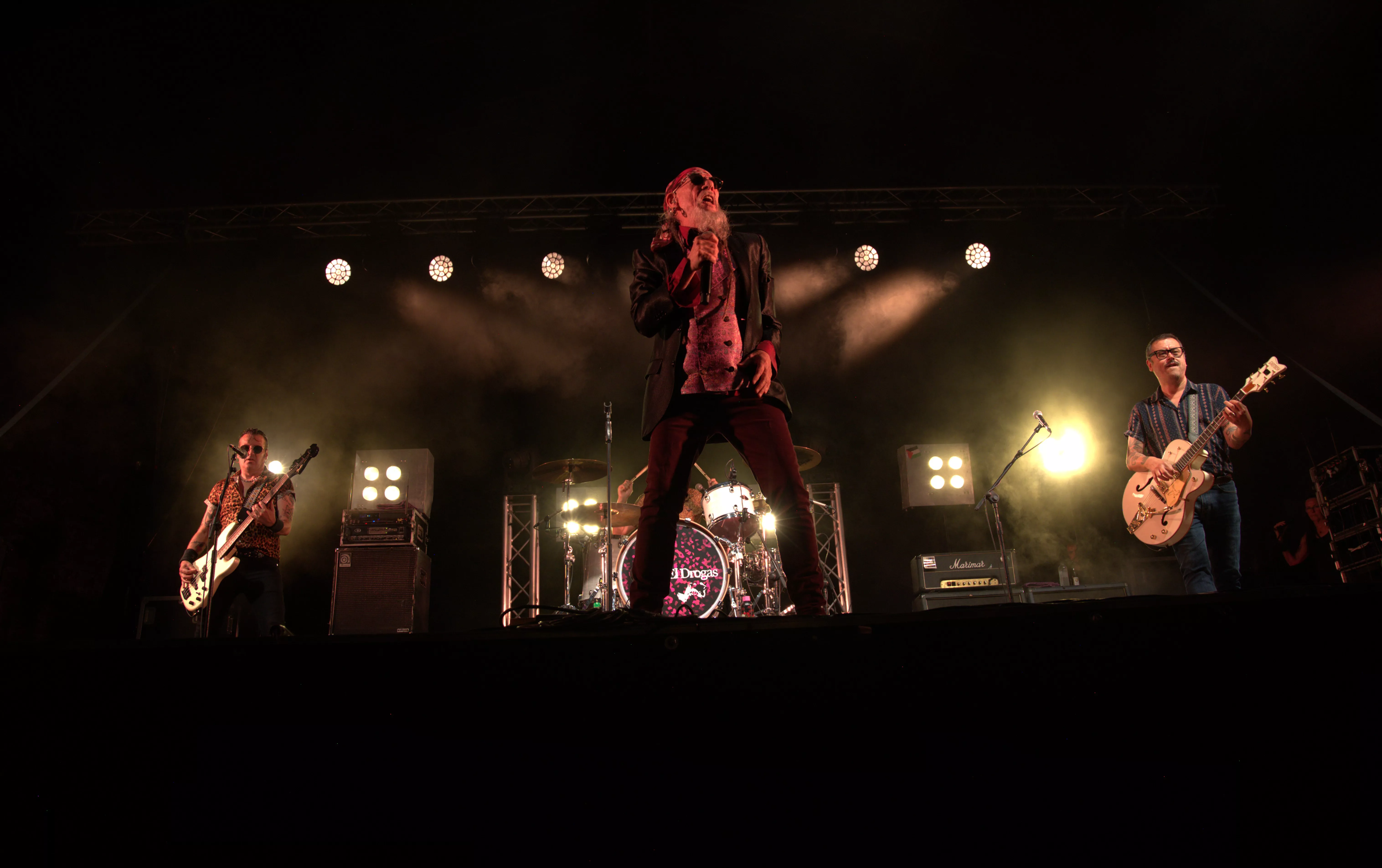 Actuación de El Drogas en el Festival Castillo de Aínsa. Foto Sonia Gracia